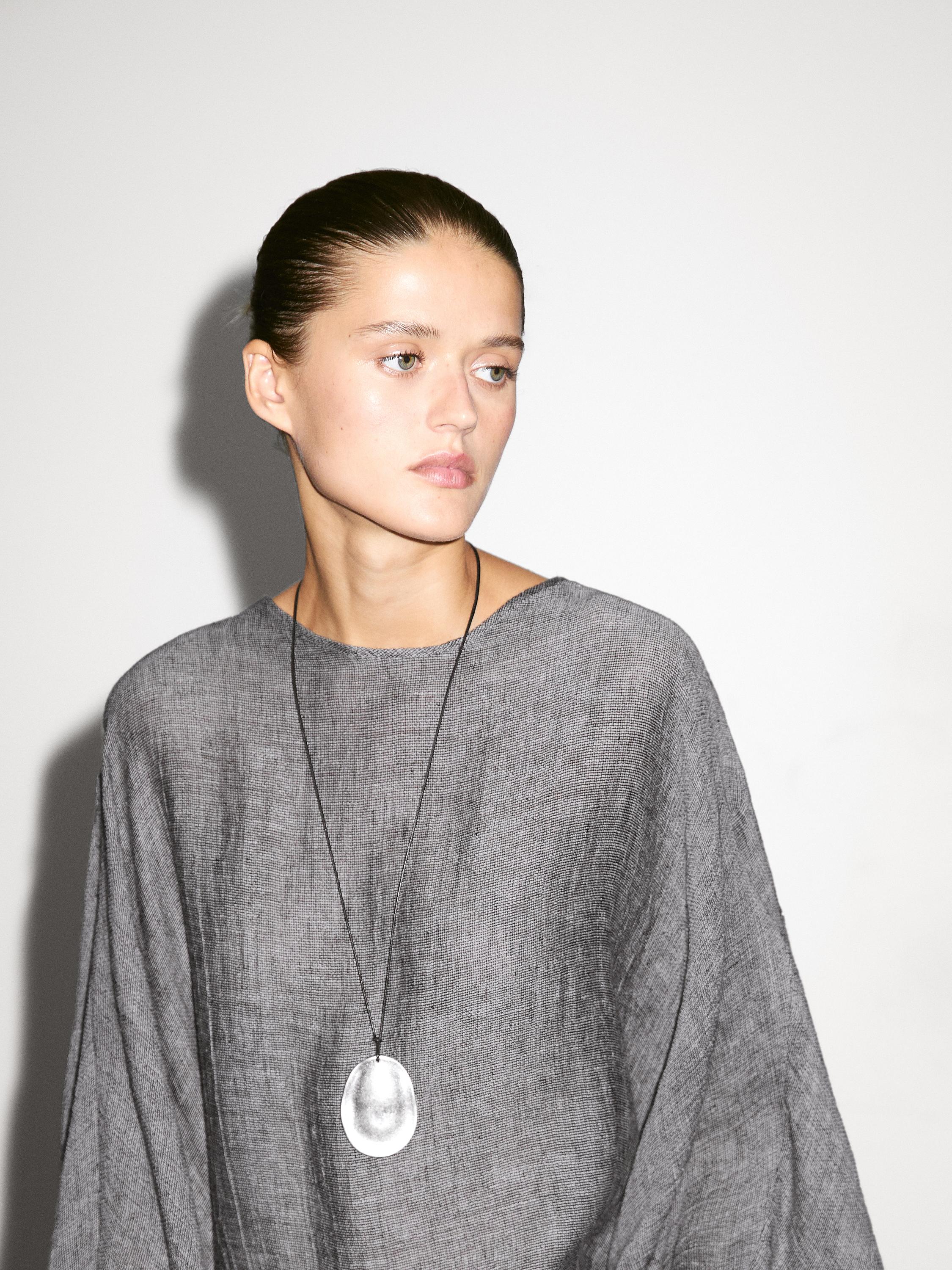 100% linen short dress with sleeve detail