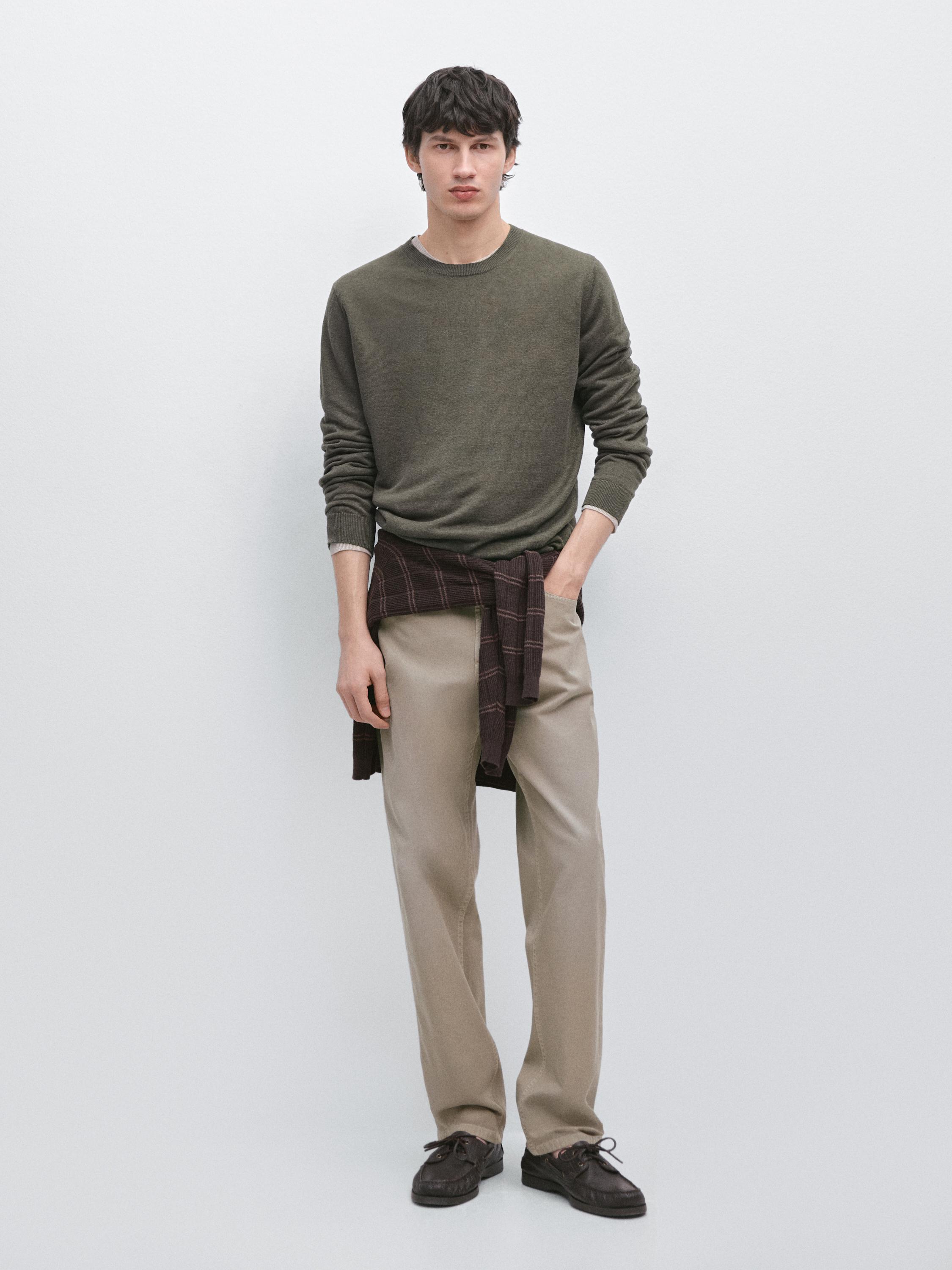 بنطلون جينز بقصة مريحة