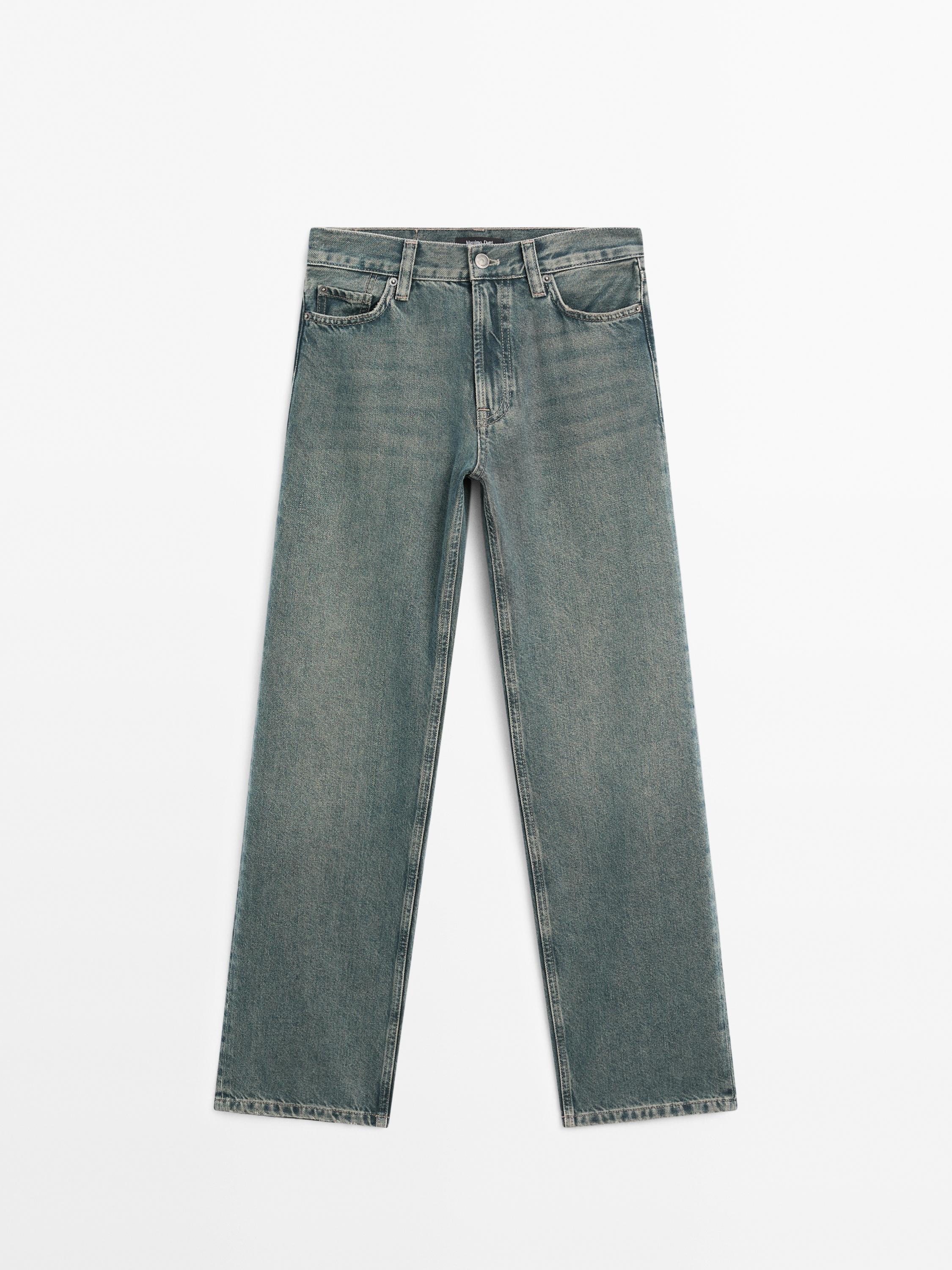 Straight-leg high-waist jeans