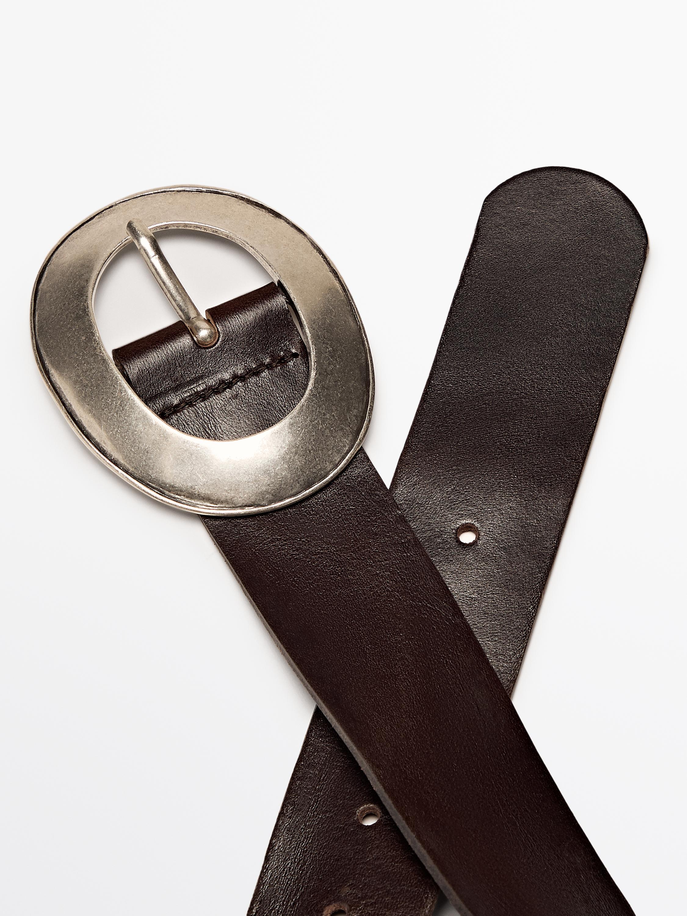 Nappa leather belt with oval buckle