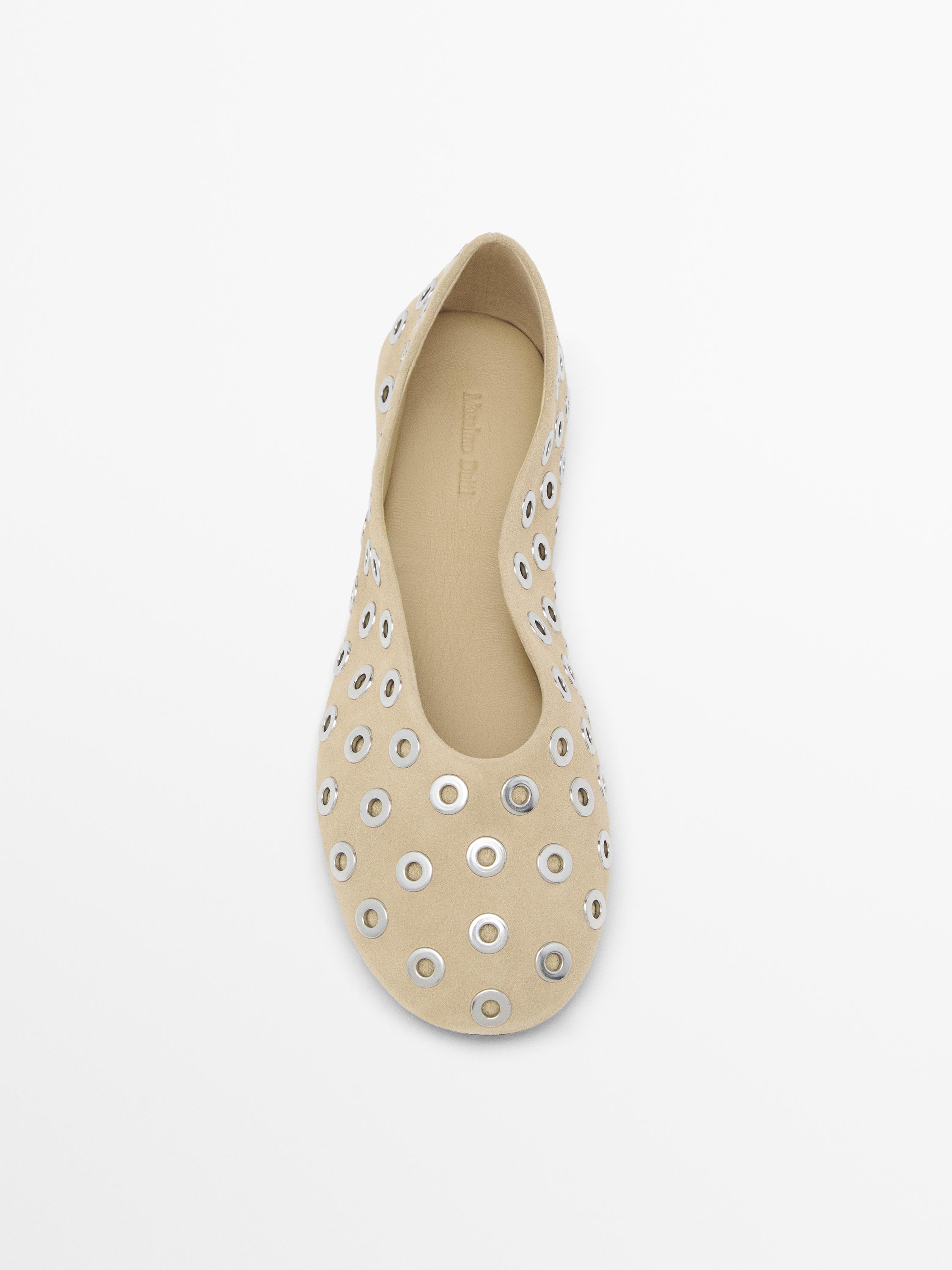 Ballet flats with metallic details