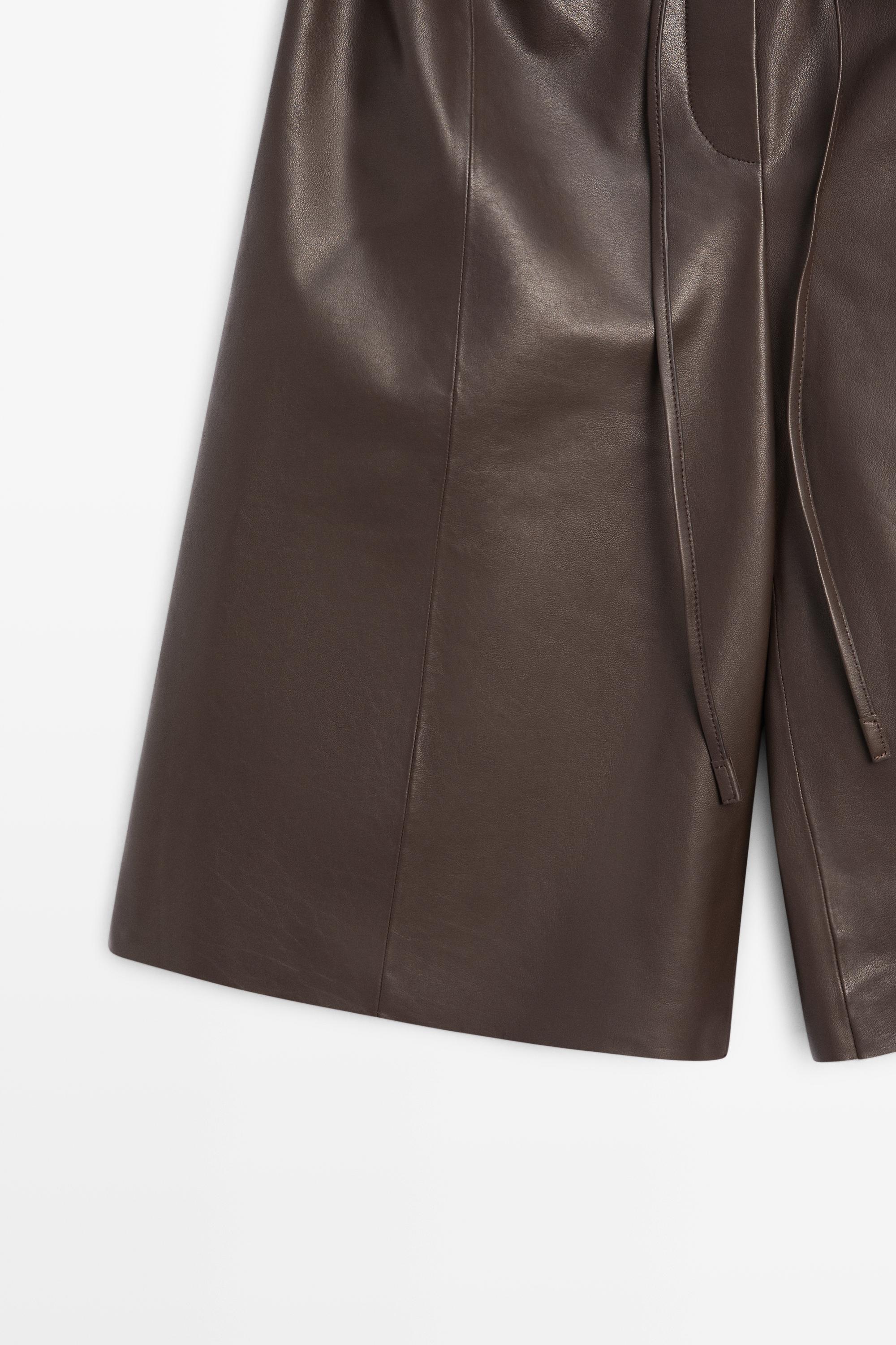Long nappa leather Bermuda shorts — Sky blue