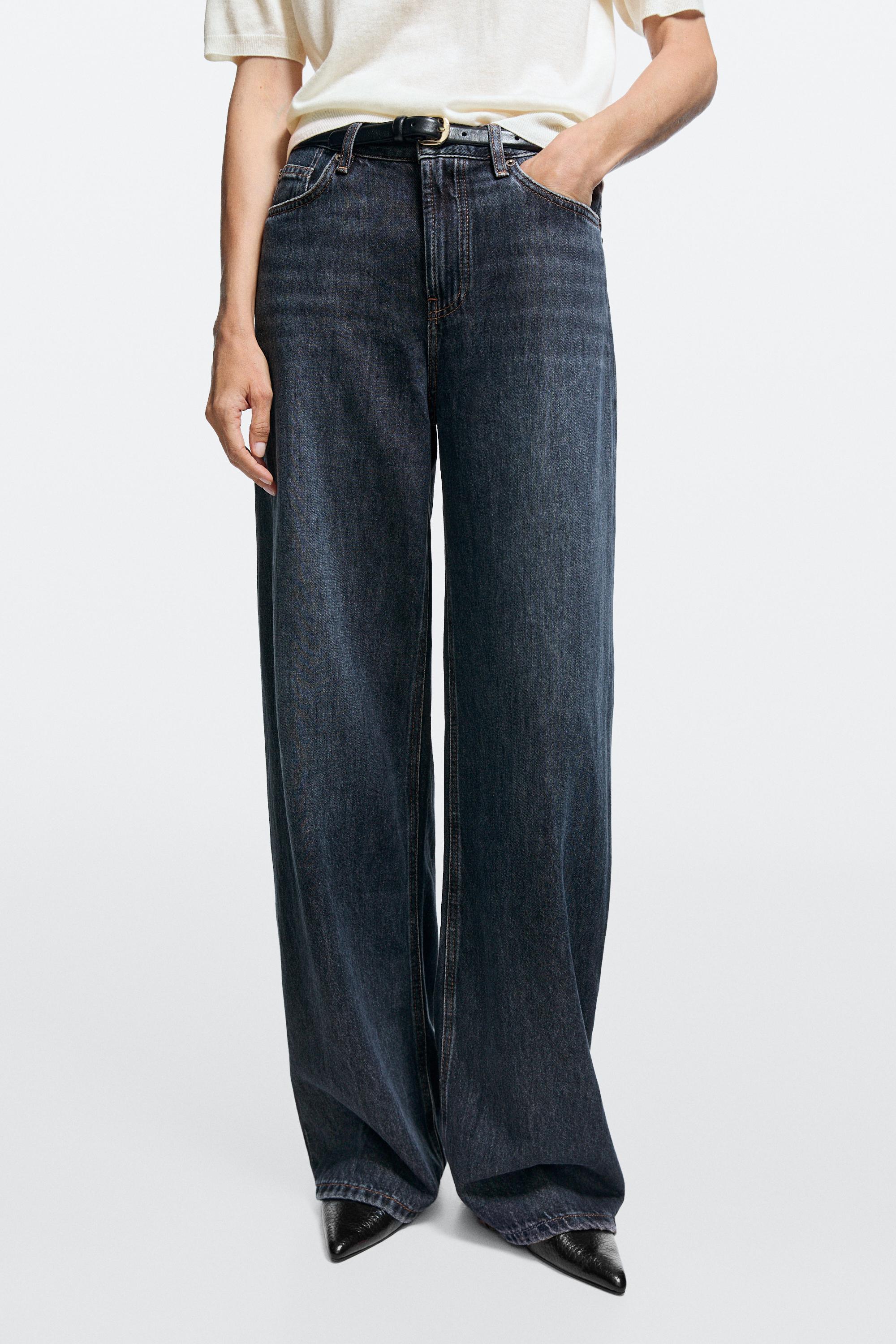Relaxed fit high-waist barrel fit jeans