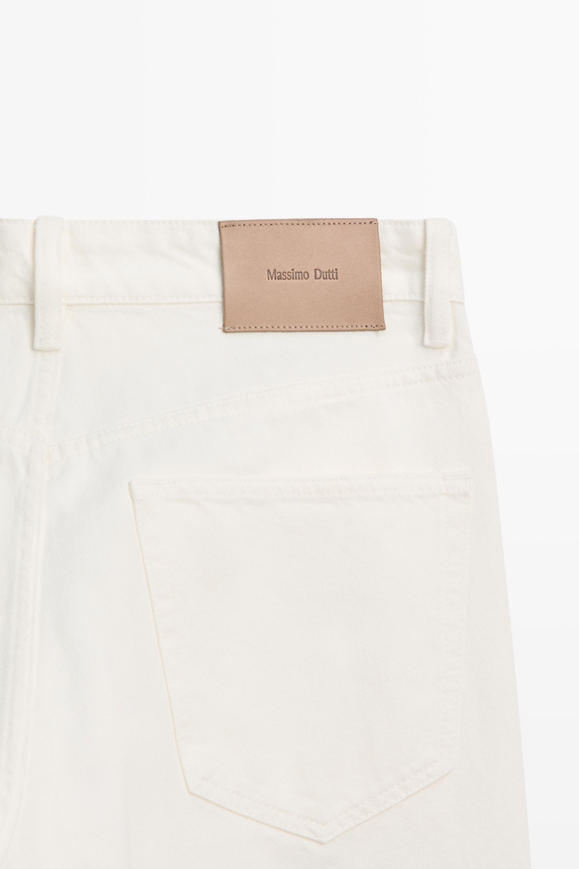 Tapered Fit Jeans — CREAM