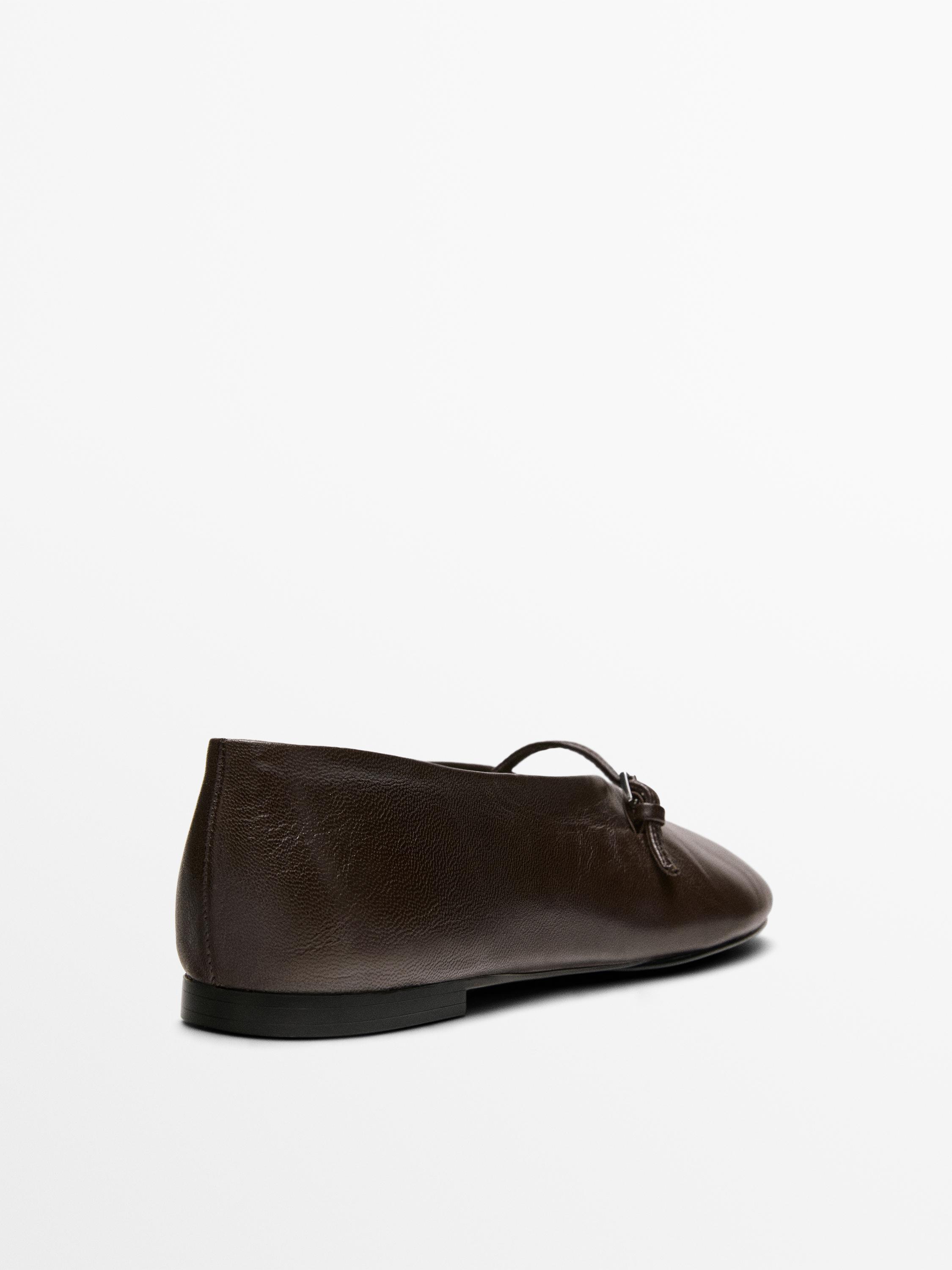 Leather ballet flats with buckle — BROWN