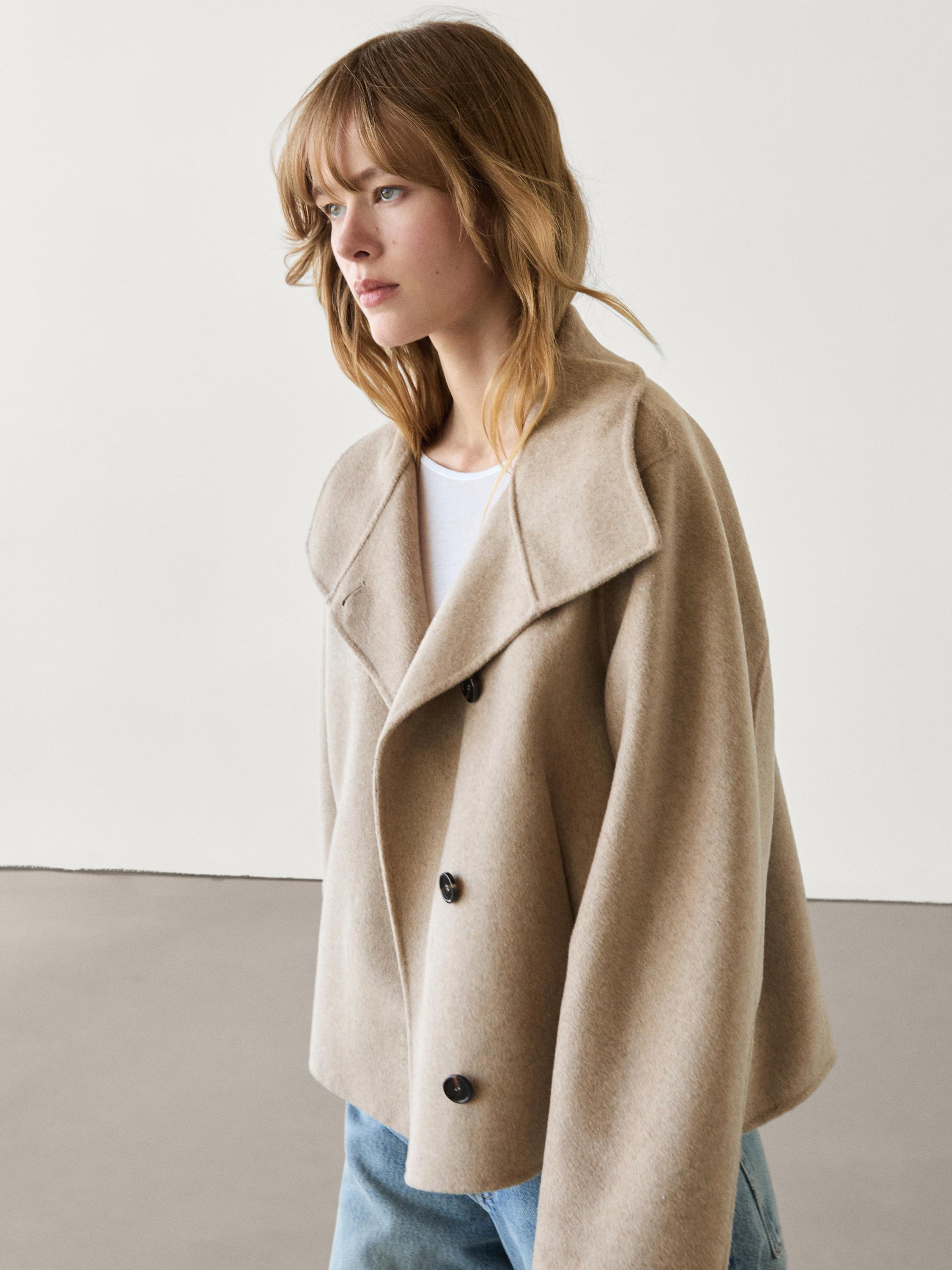 Short high neck wool blend coat