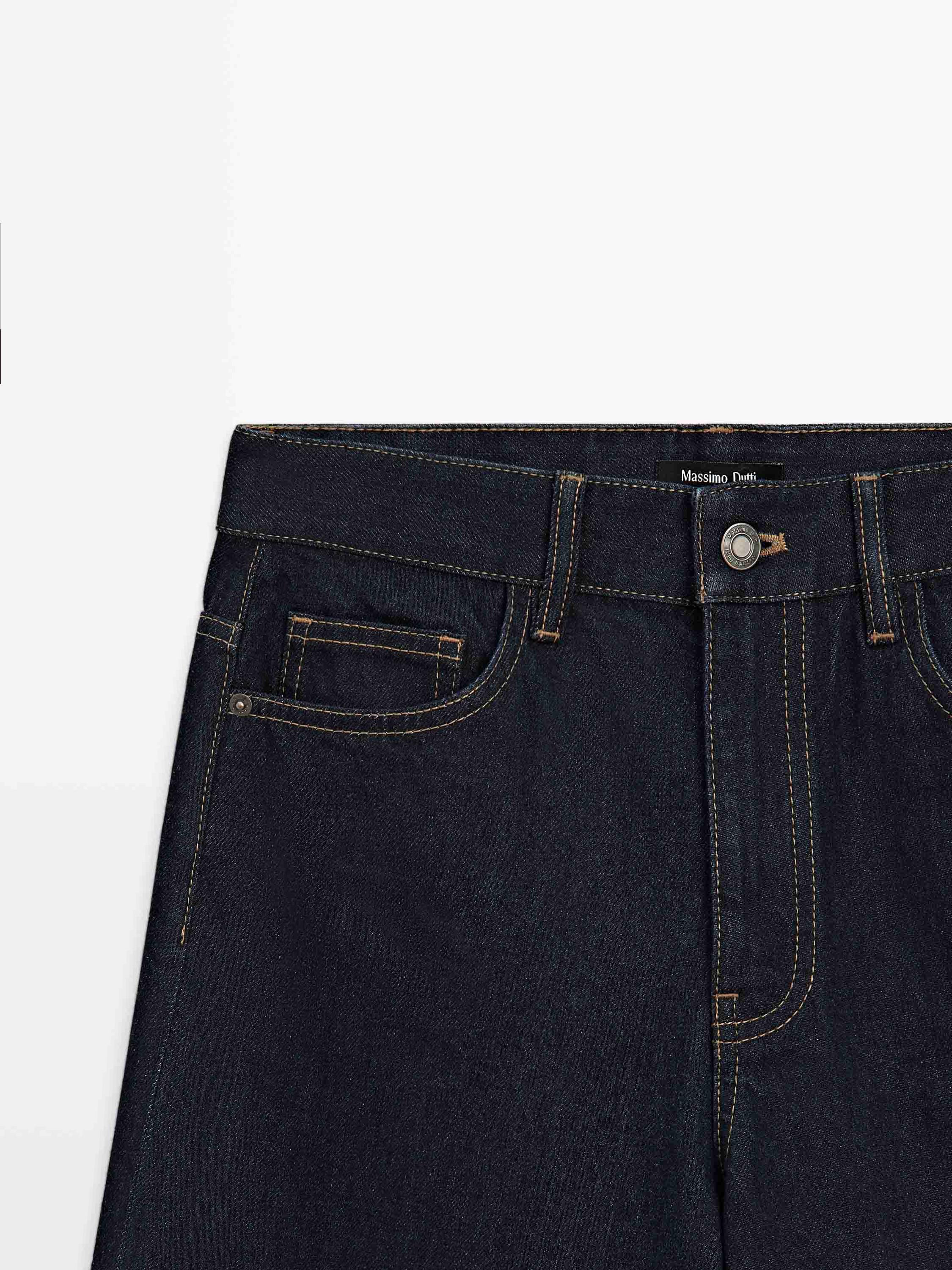 100% cotton barrel fit jeans