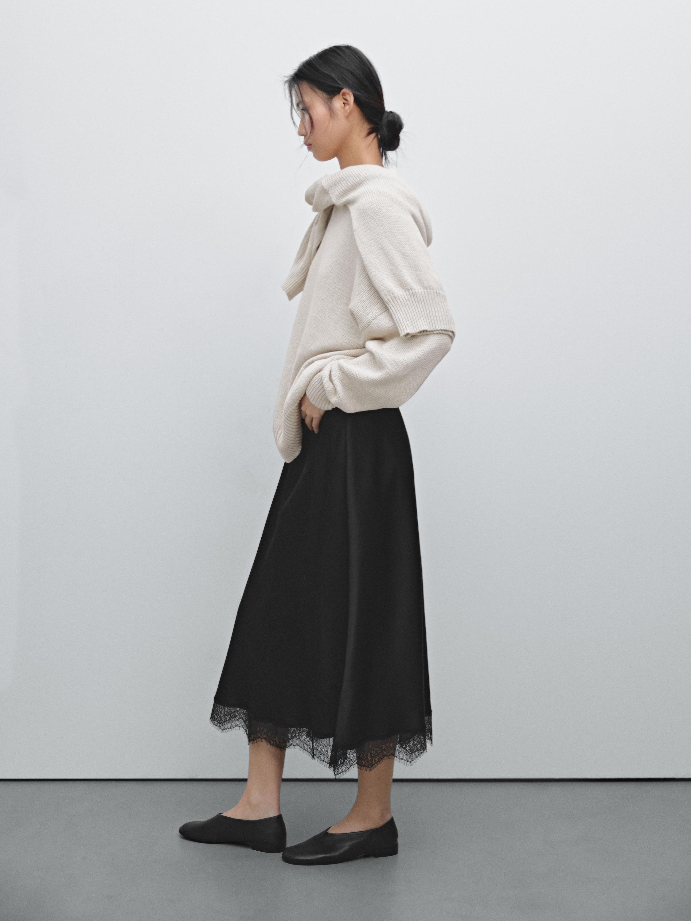 Satin midi skirt with lace detail