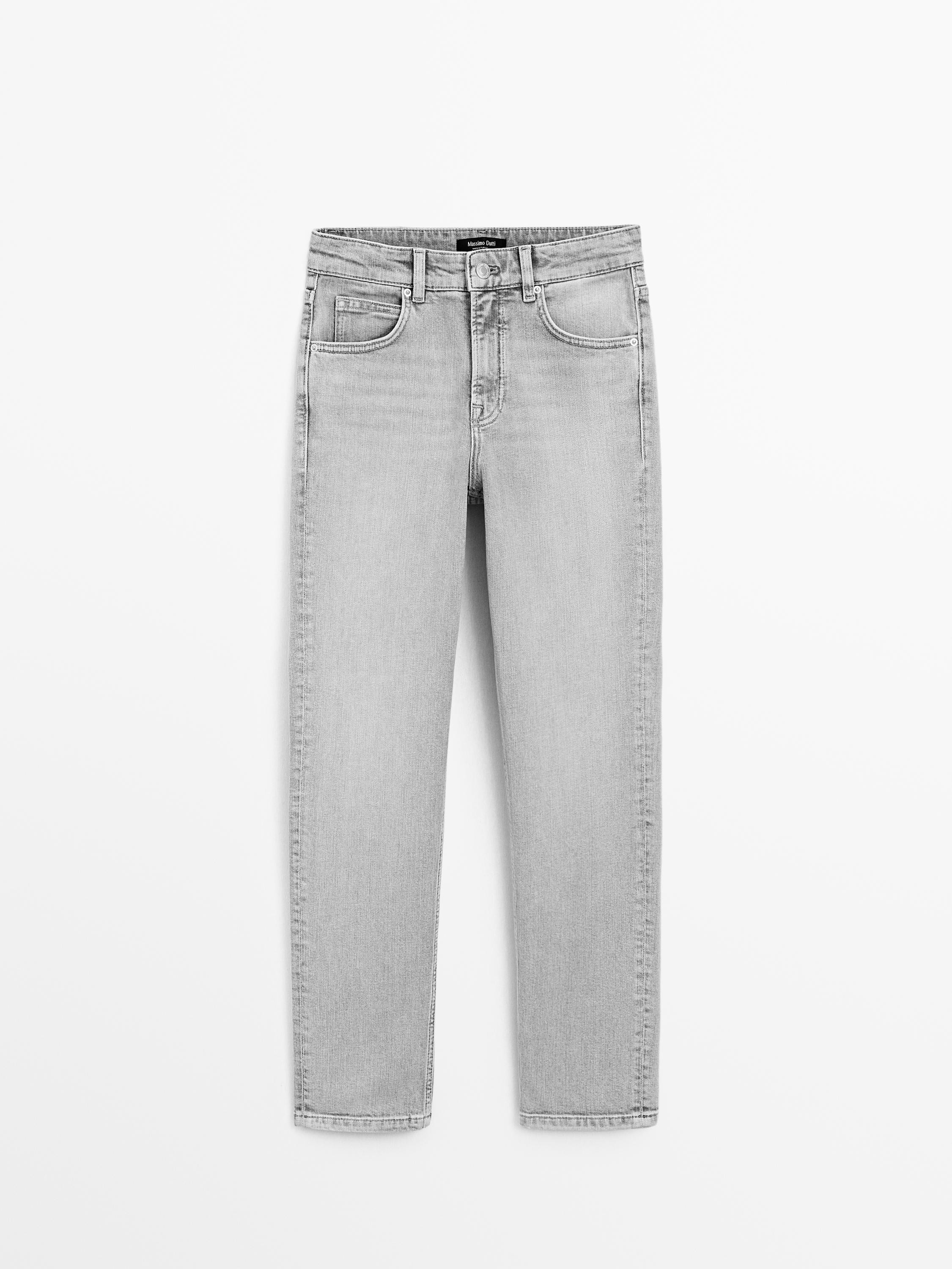 Slim fit mid-rise cropped jeans