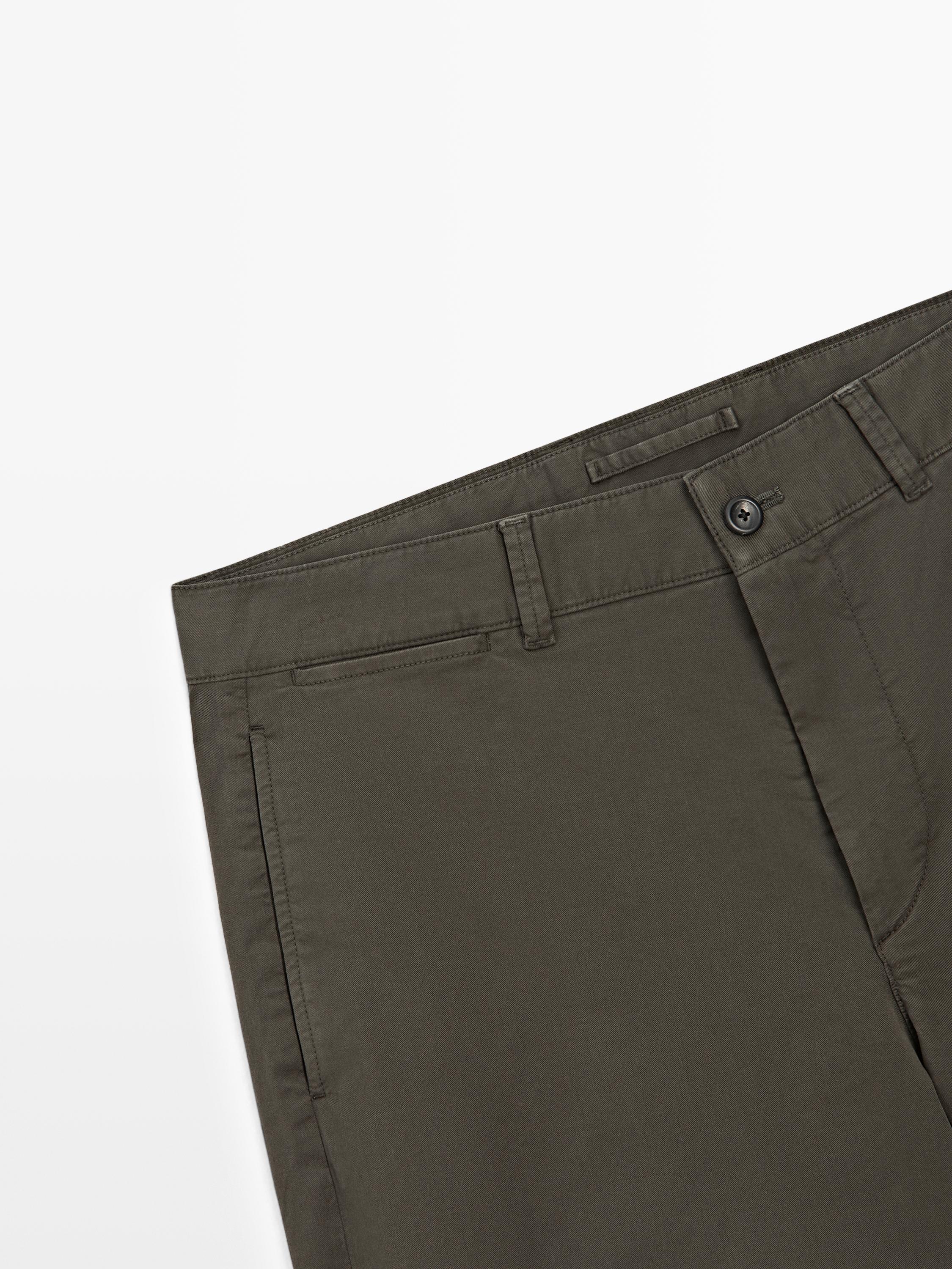 Cotton blend Bermuda shorts with pocket — DARK GREEN