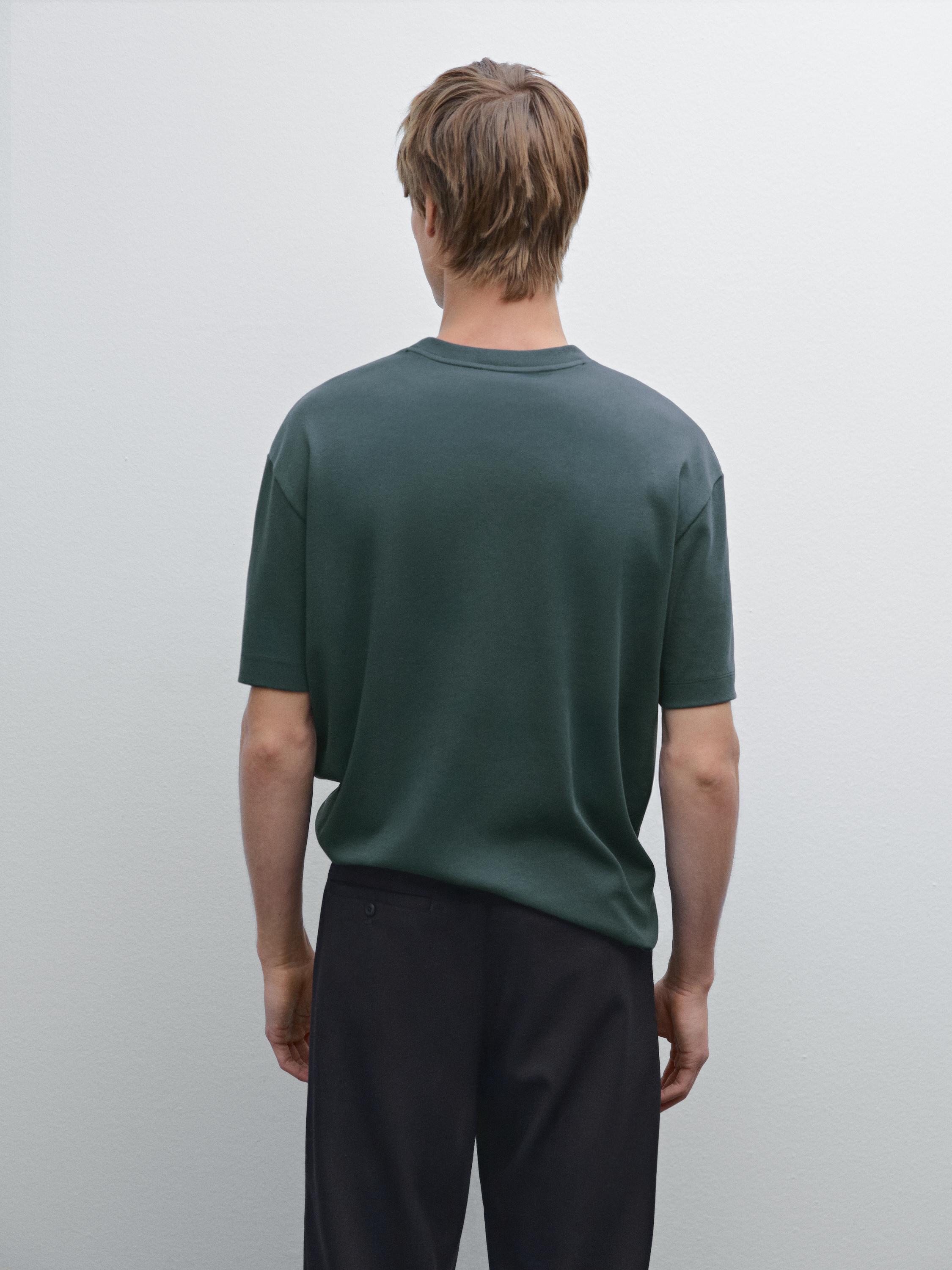 100% cotton medium weight T-shirt
