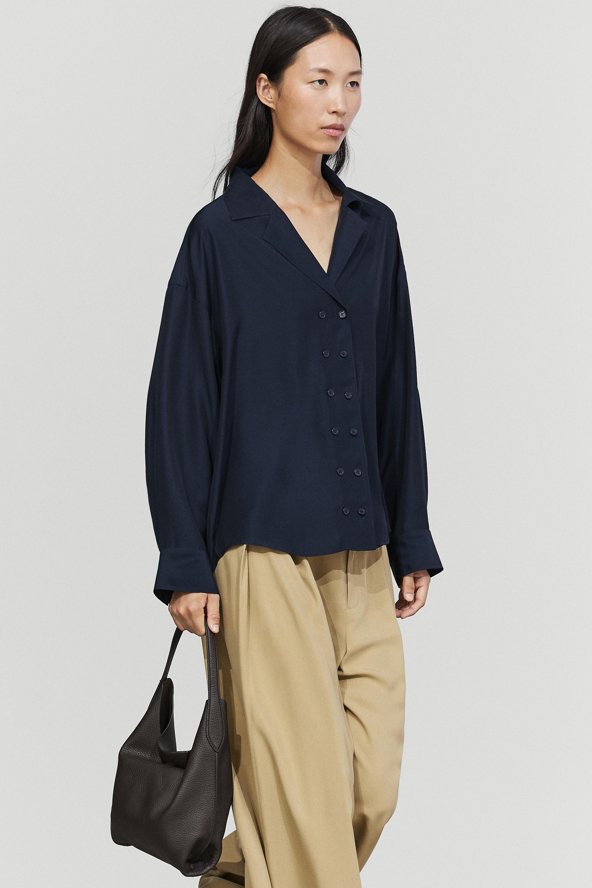 Flowing double-breasted shirt