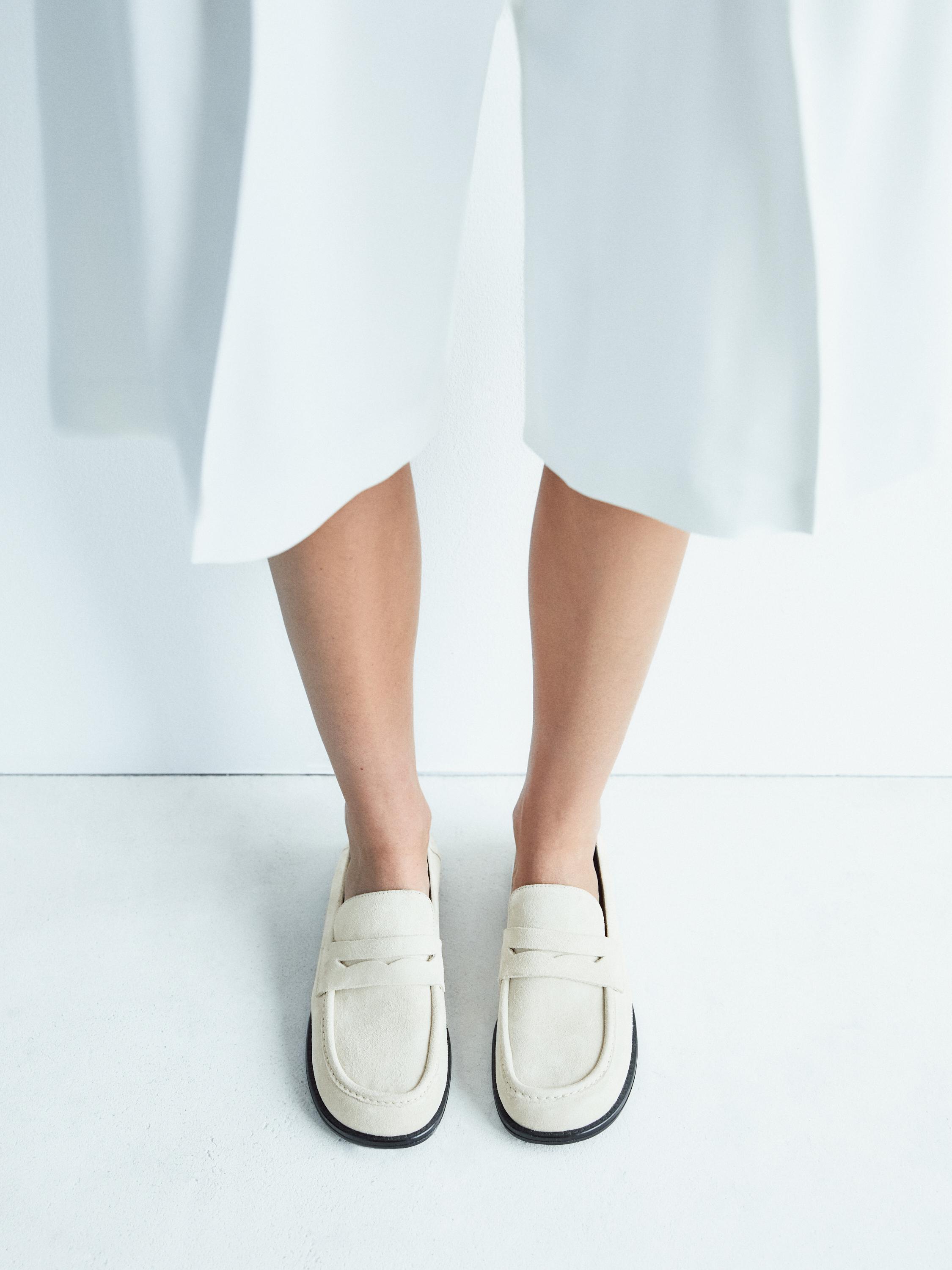 Split leather loafers