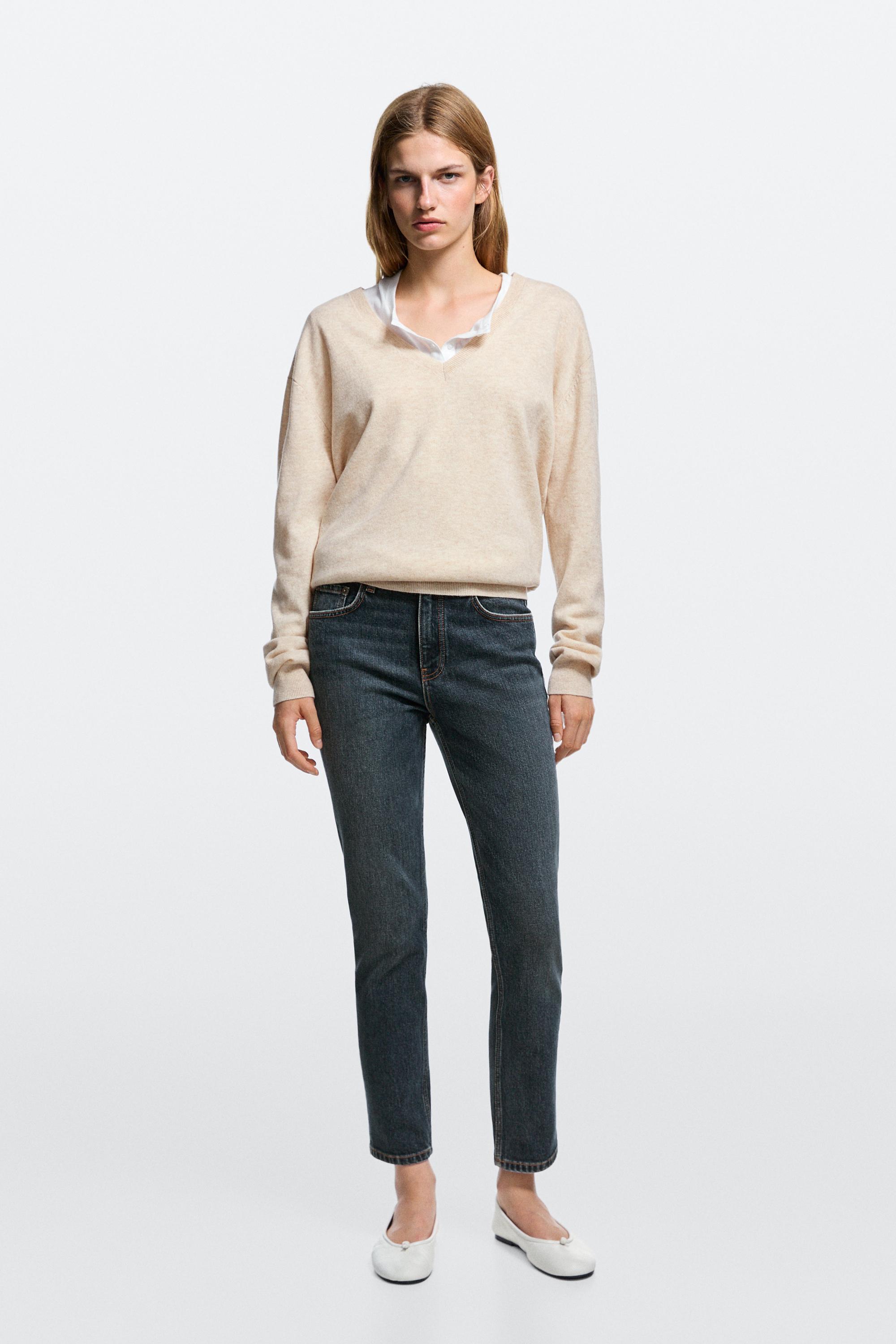 Mid-waist slim fit cropped jeans
