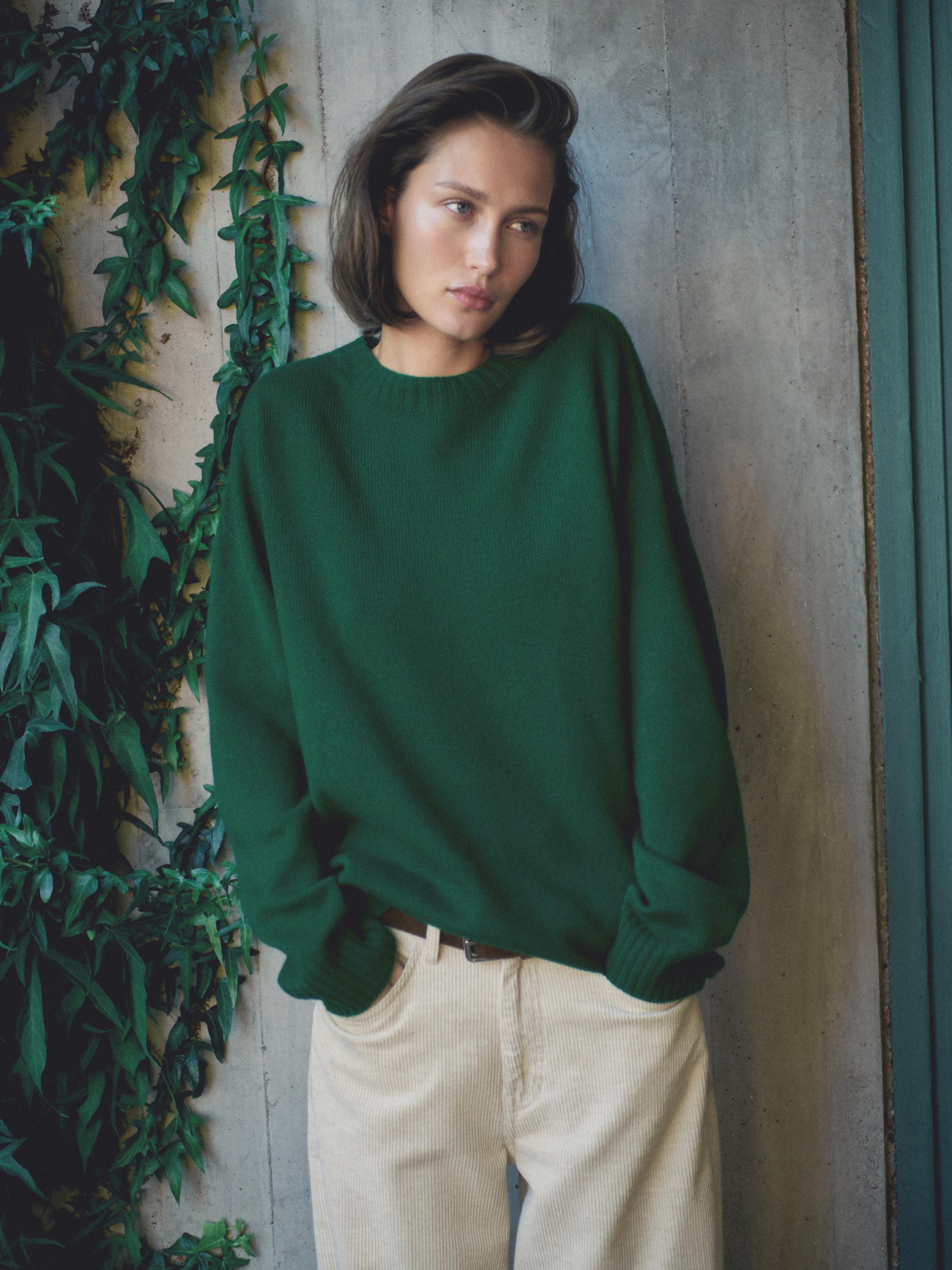 سويتر من الصوف المخلوط بياقة دائرية