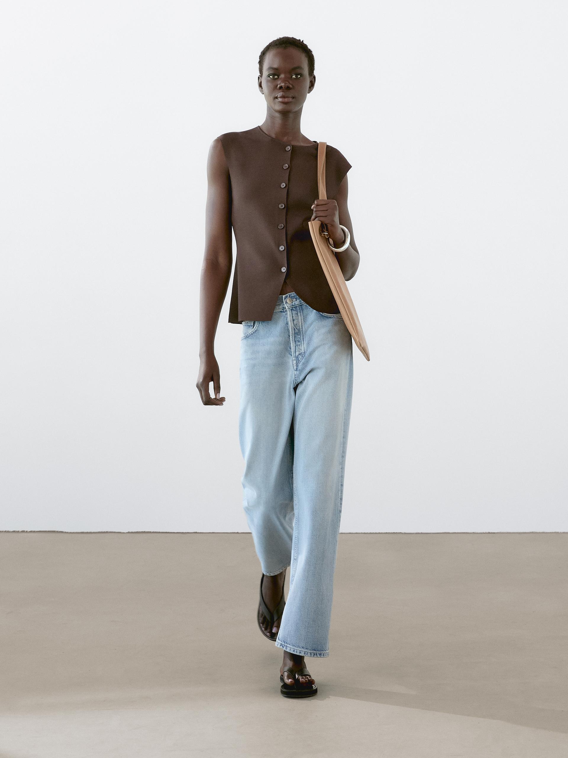 Massimo Dutti Tailored Fit Knit Waistcoat With Buttons