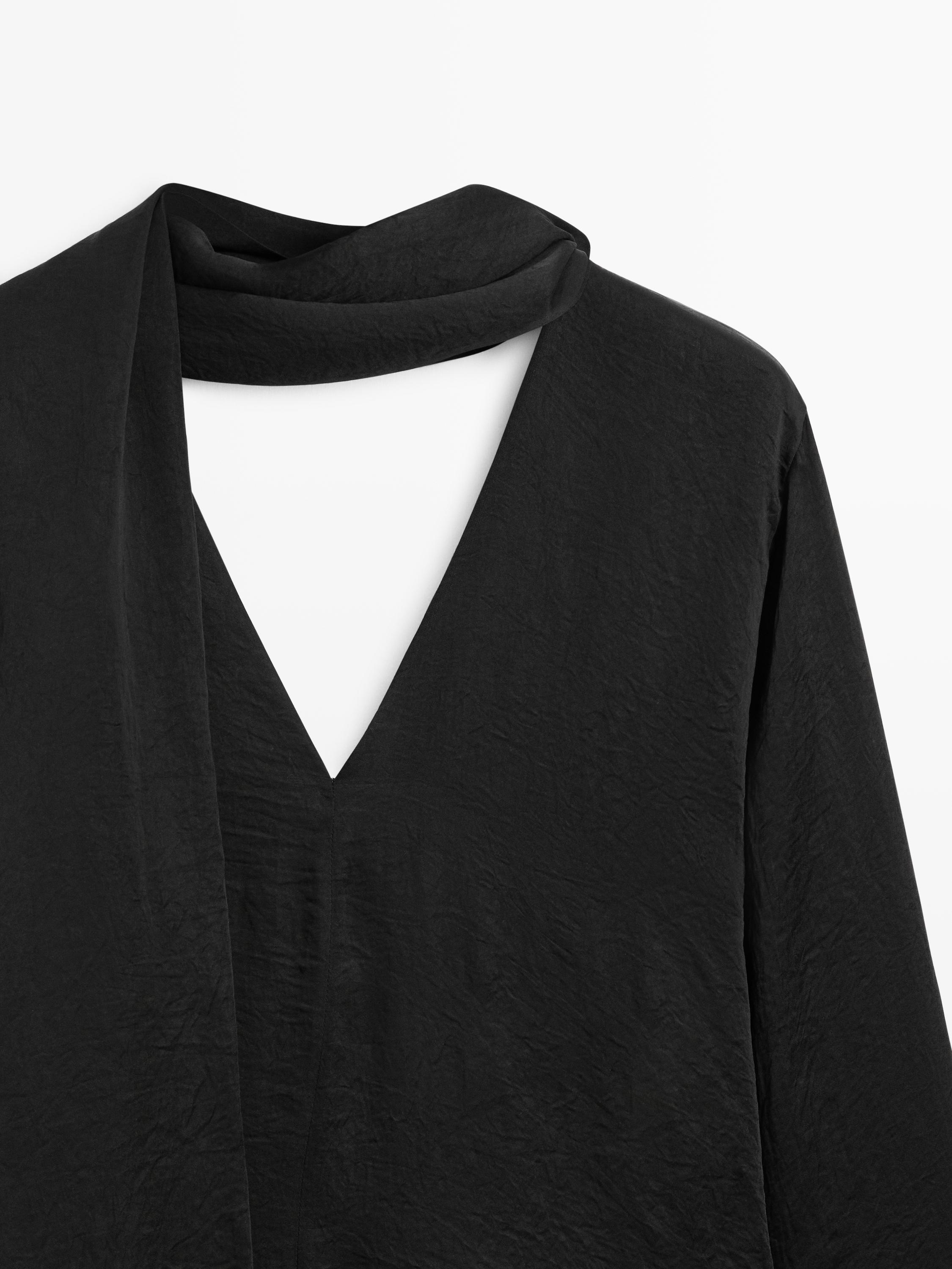V-neckline blouse with tie detail - STUDIO — BLACK