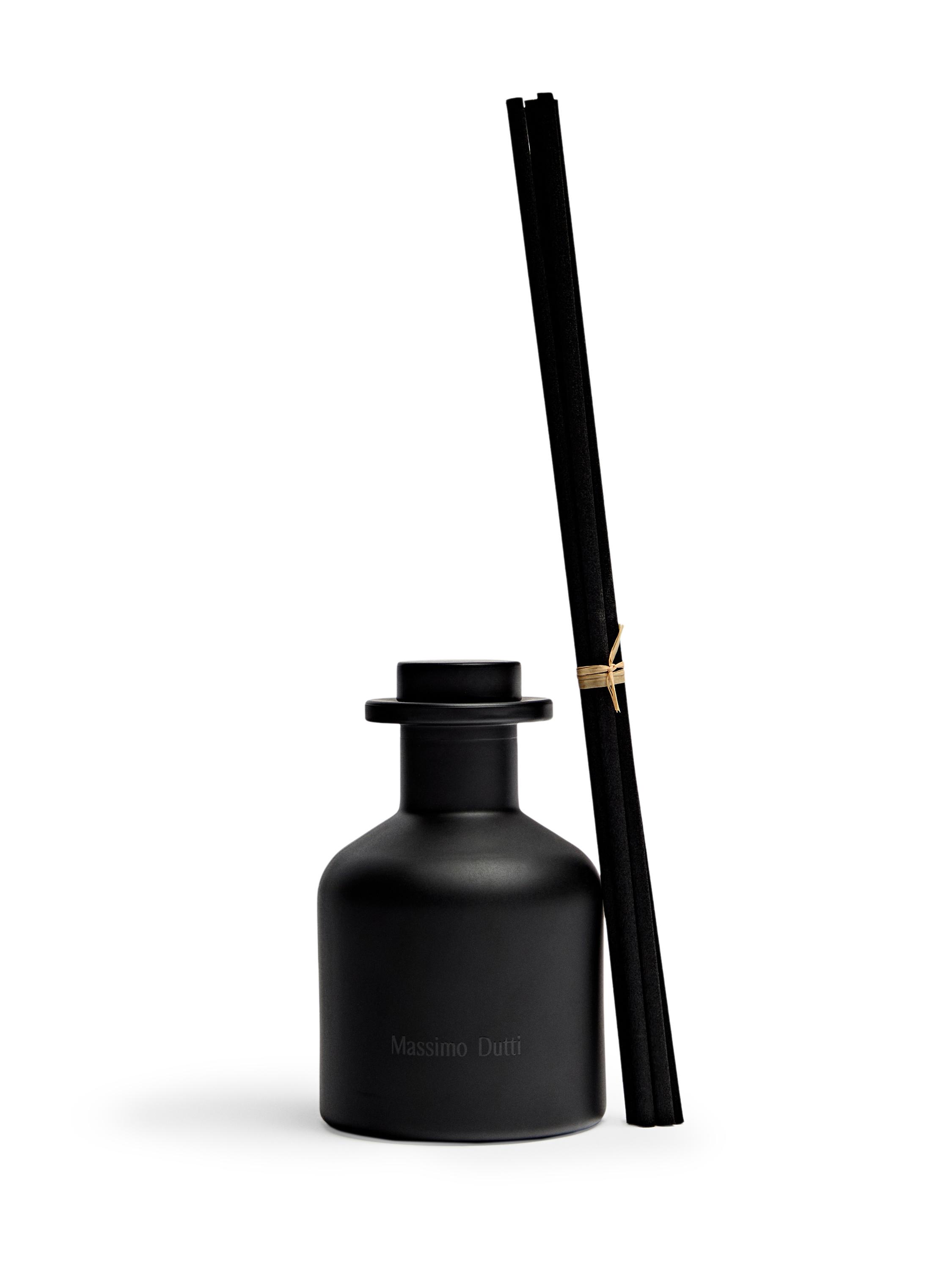 (130 ml) Massimo Dutti Reed Diffusers — BLACK