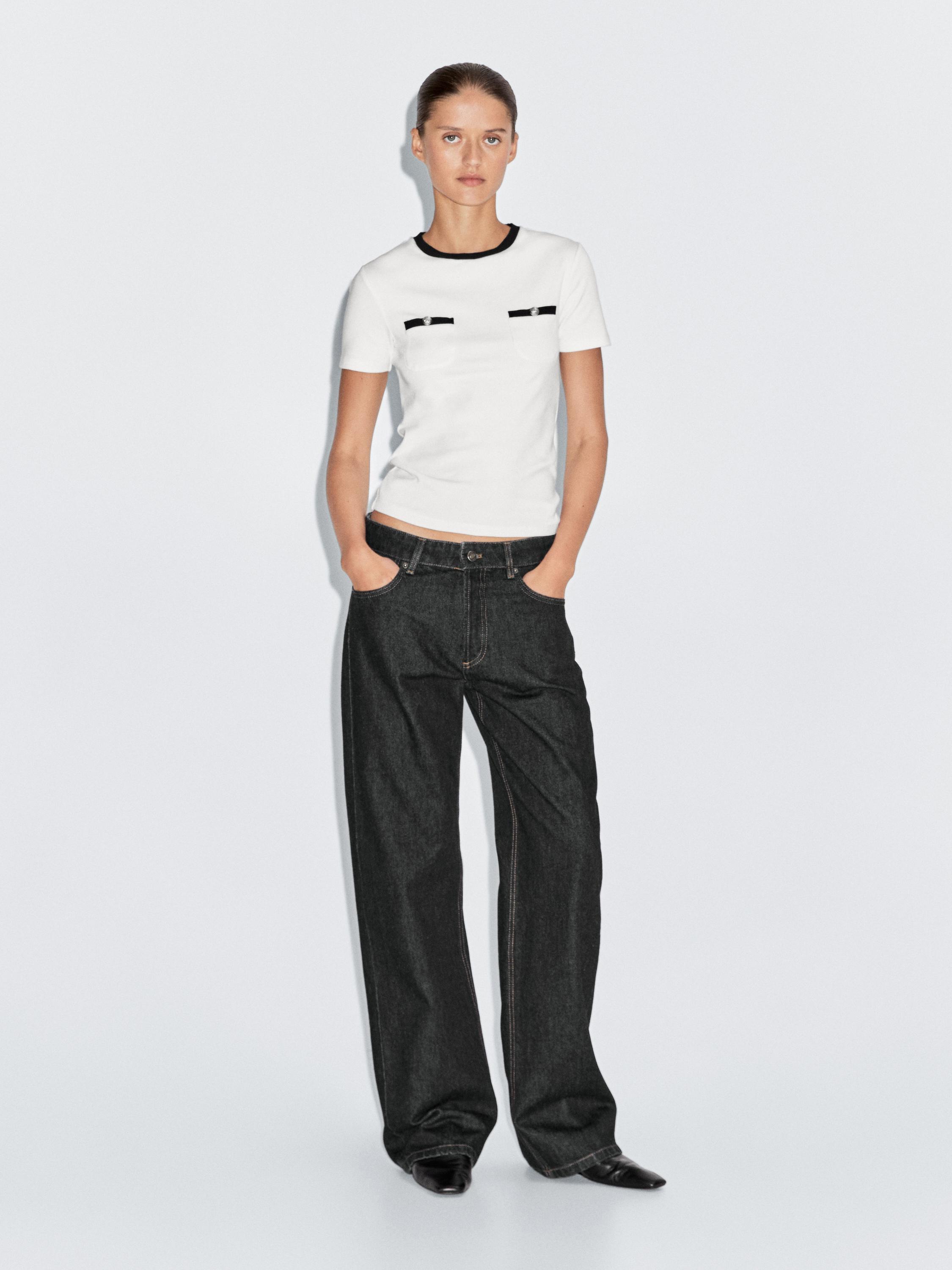 Short sleeve T-shirt with pocket details
