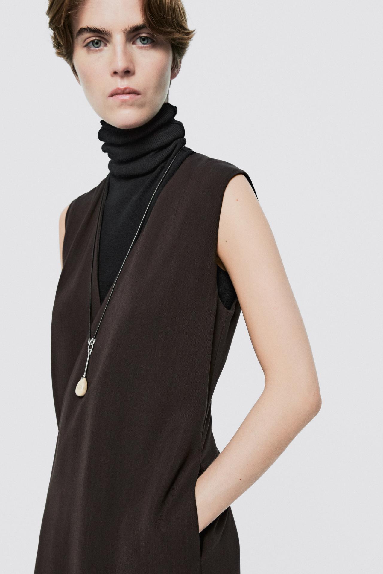 V-neck midi dress - LIMITED EDITION — BROWN