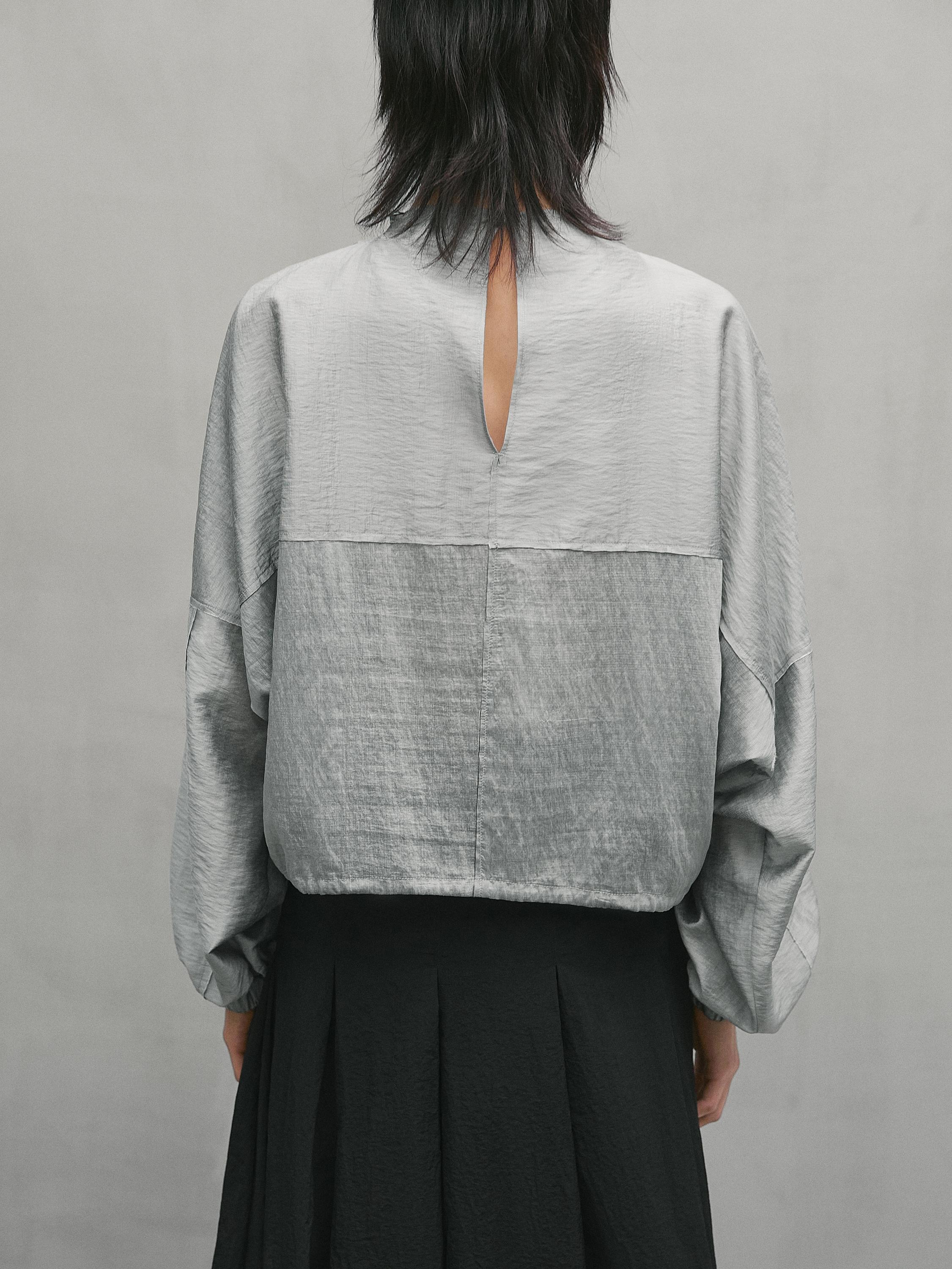 Balloon blouse with funnel collar - Studio