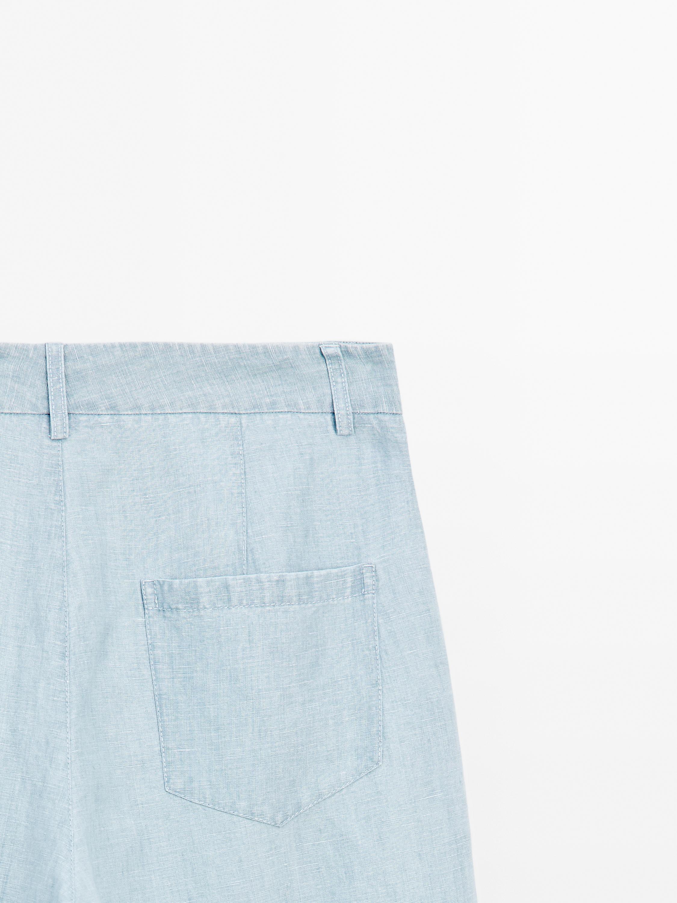 Flowing cotton blend jeans