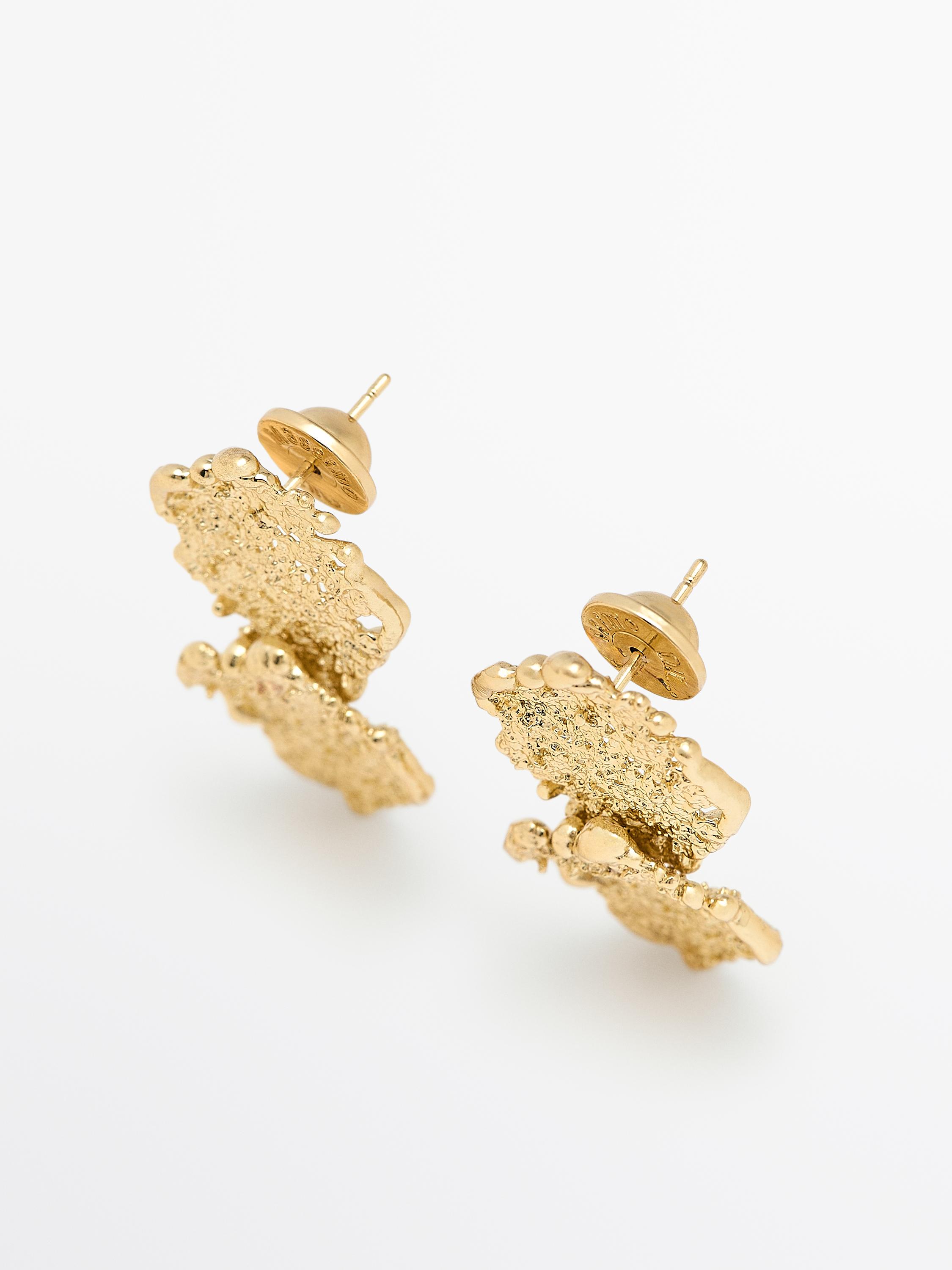 Pendientes pieza abstracta