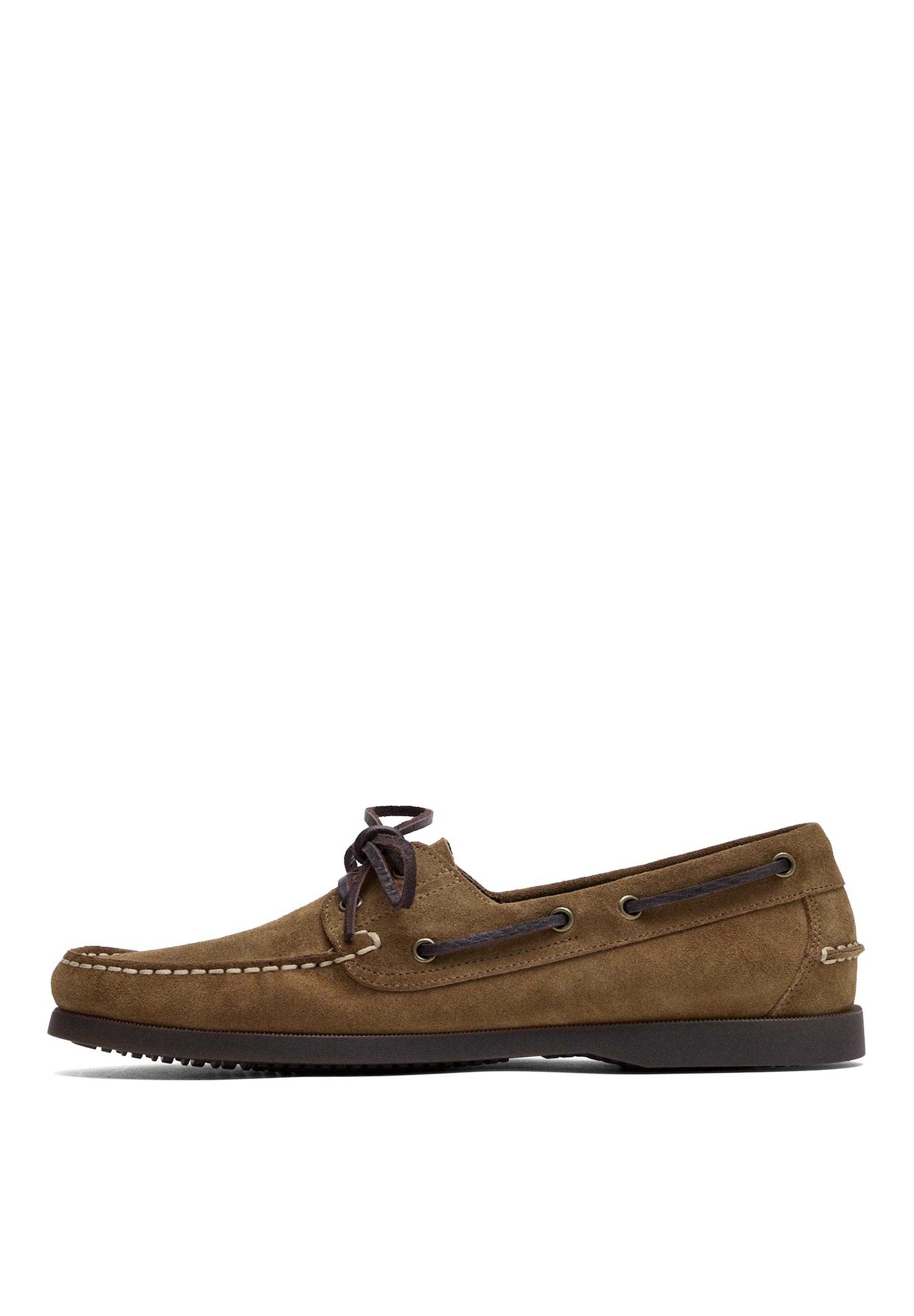 Leather boat shoe — BROWN
