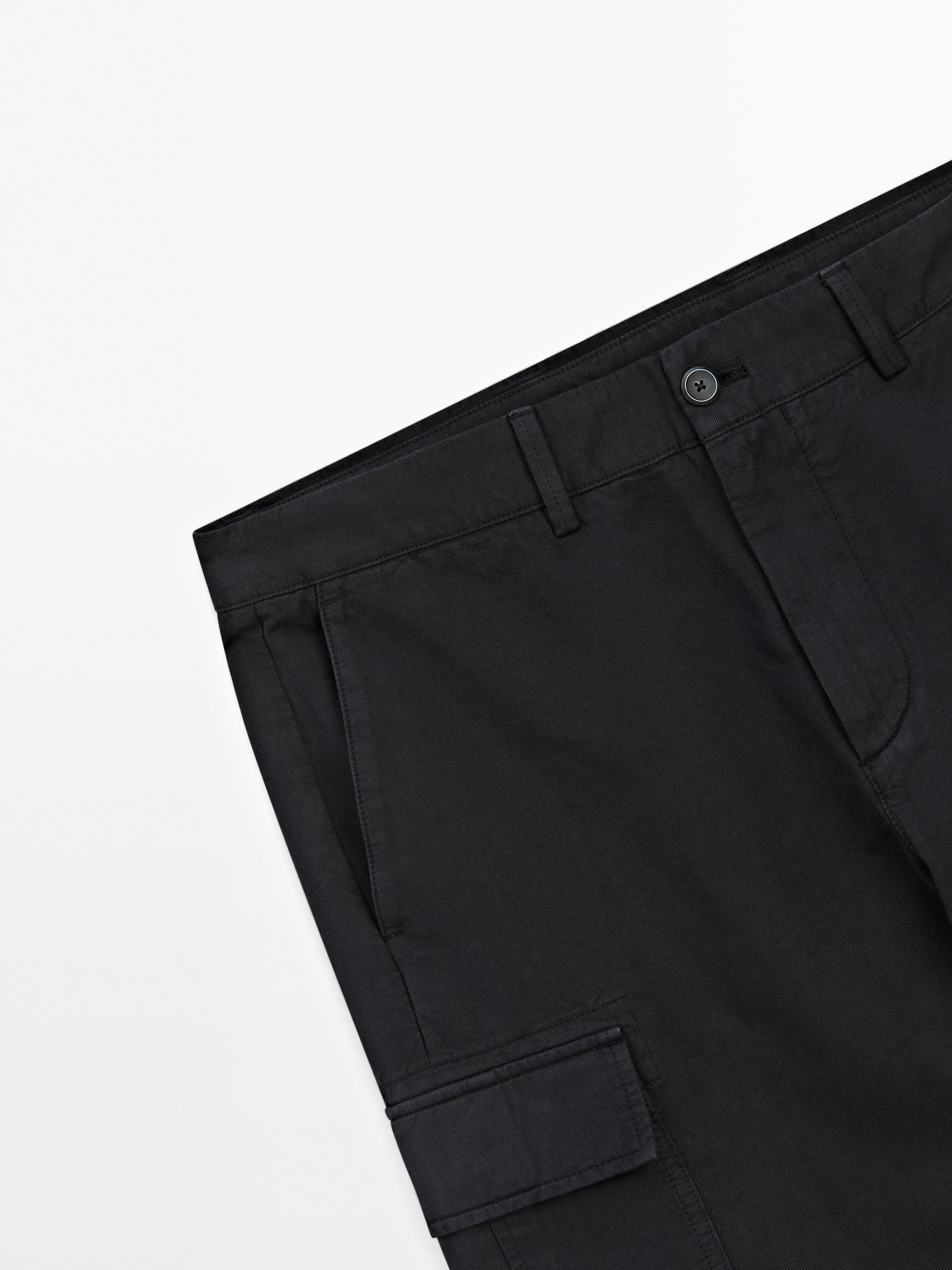 Cotton blend cargo Bermuda shorts