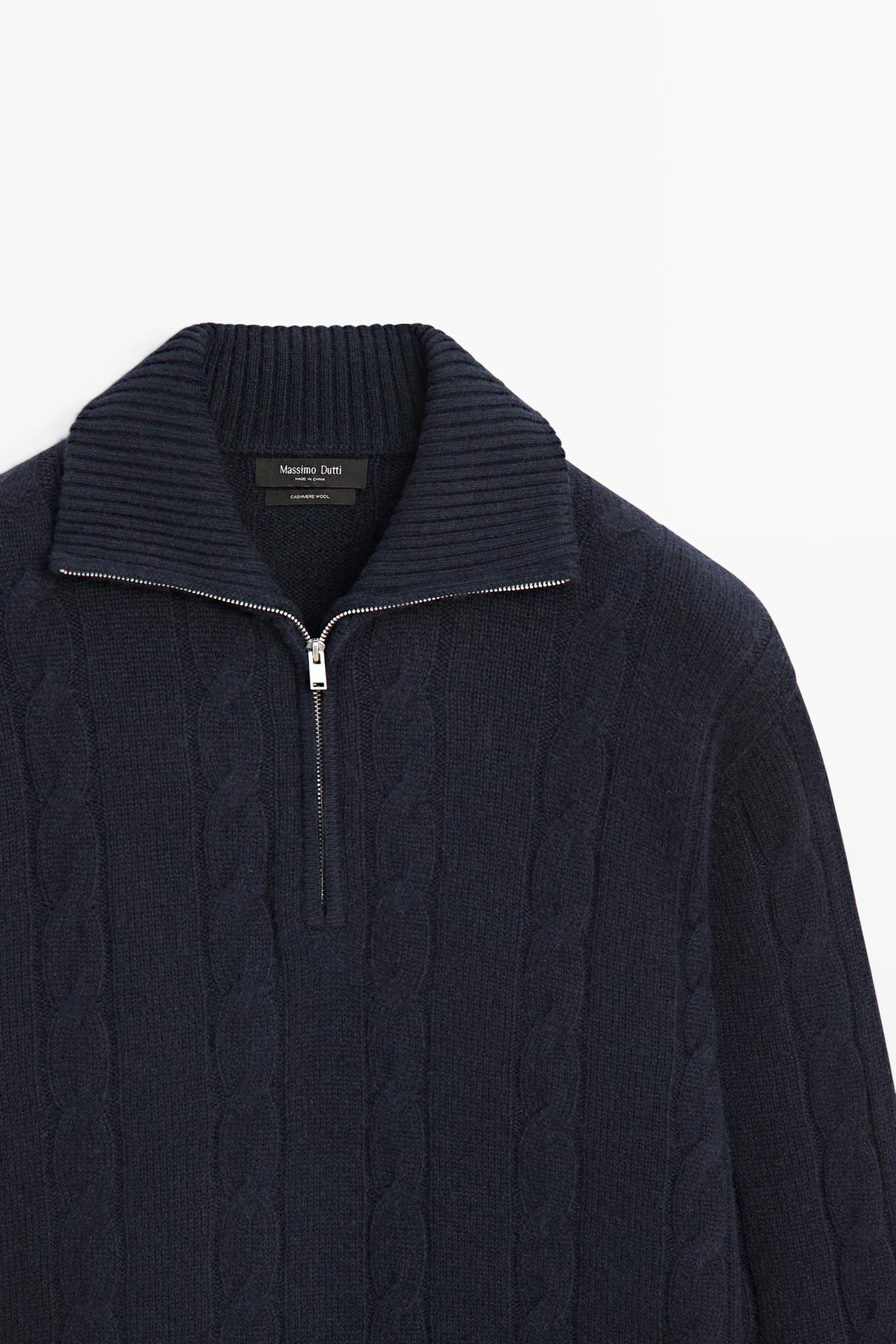 Cable knit mock neck sweater — NAVY BLUE
