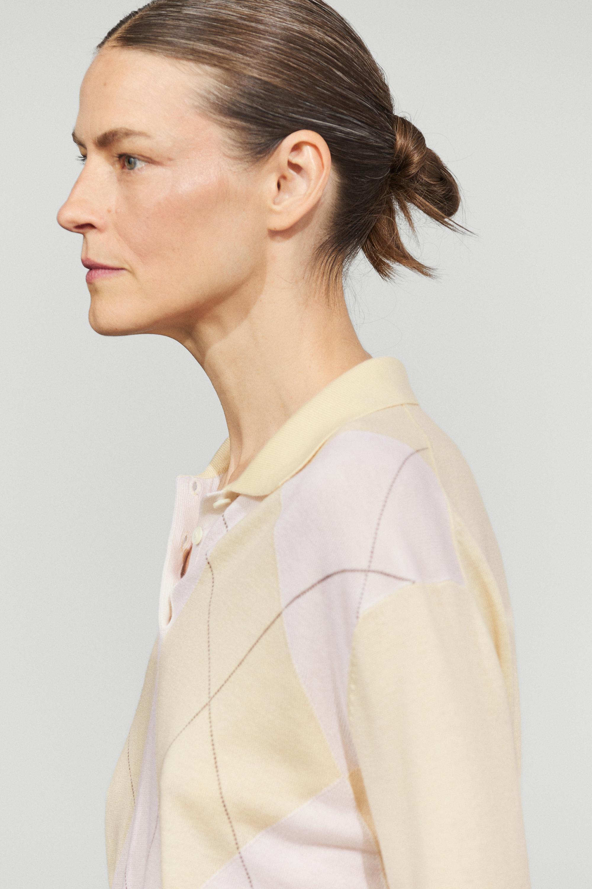 Argyle knit polo sweater — Vanilla