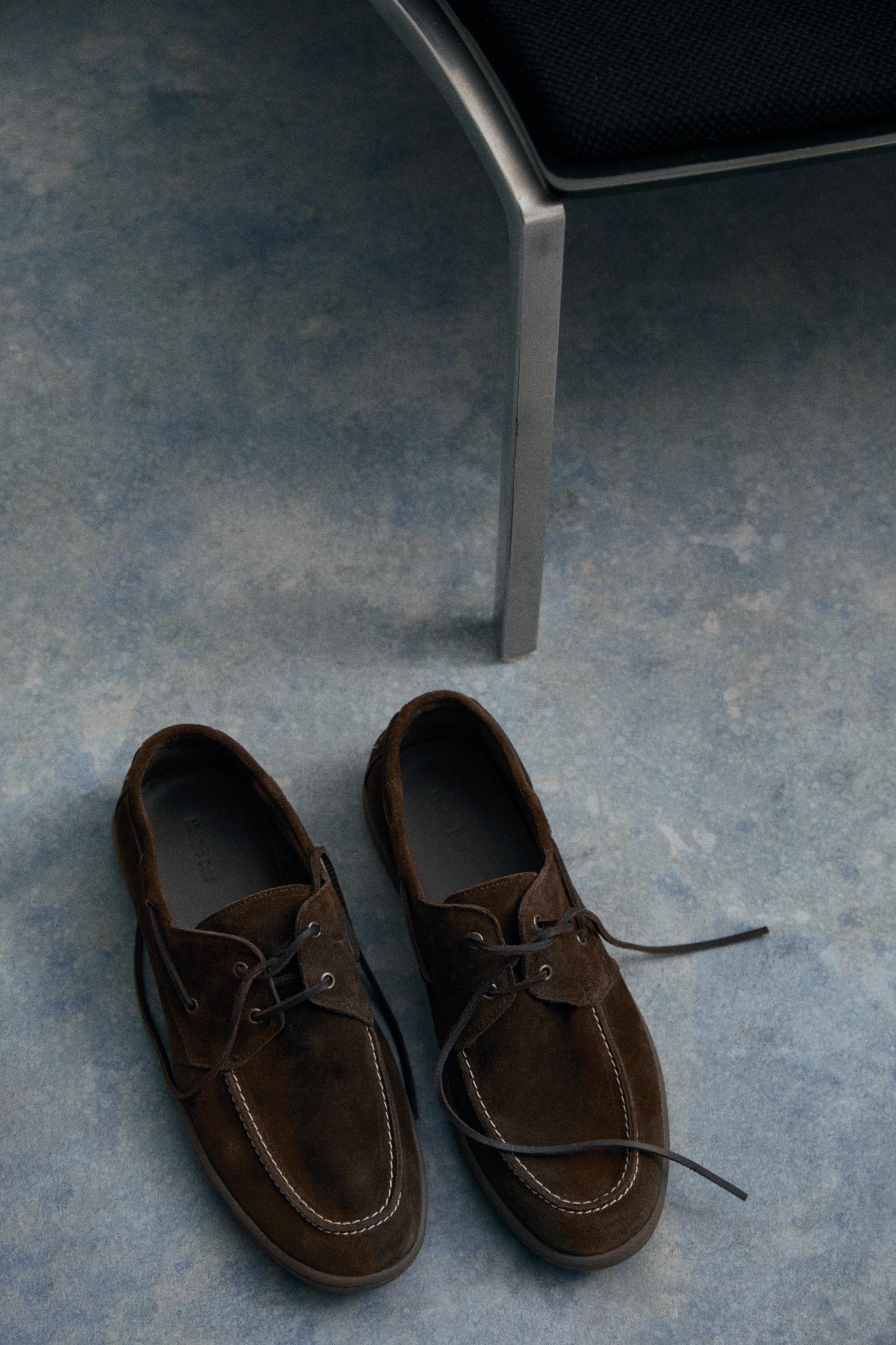 Soft leather boat shoe — BROWN