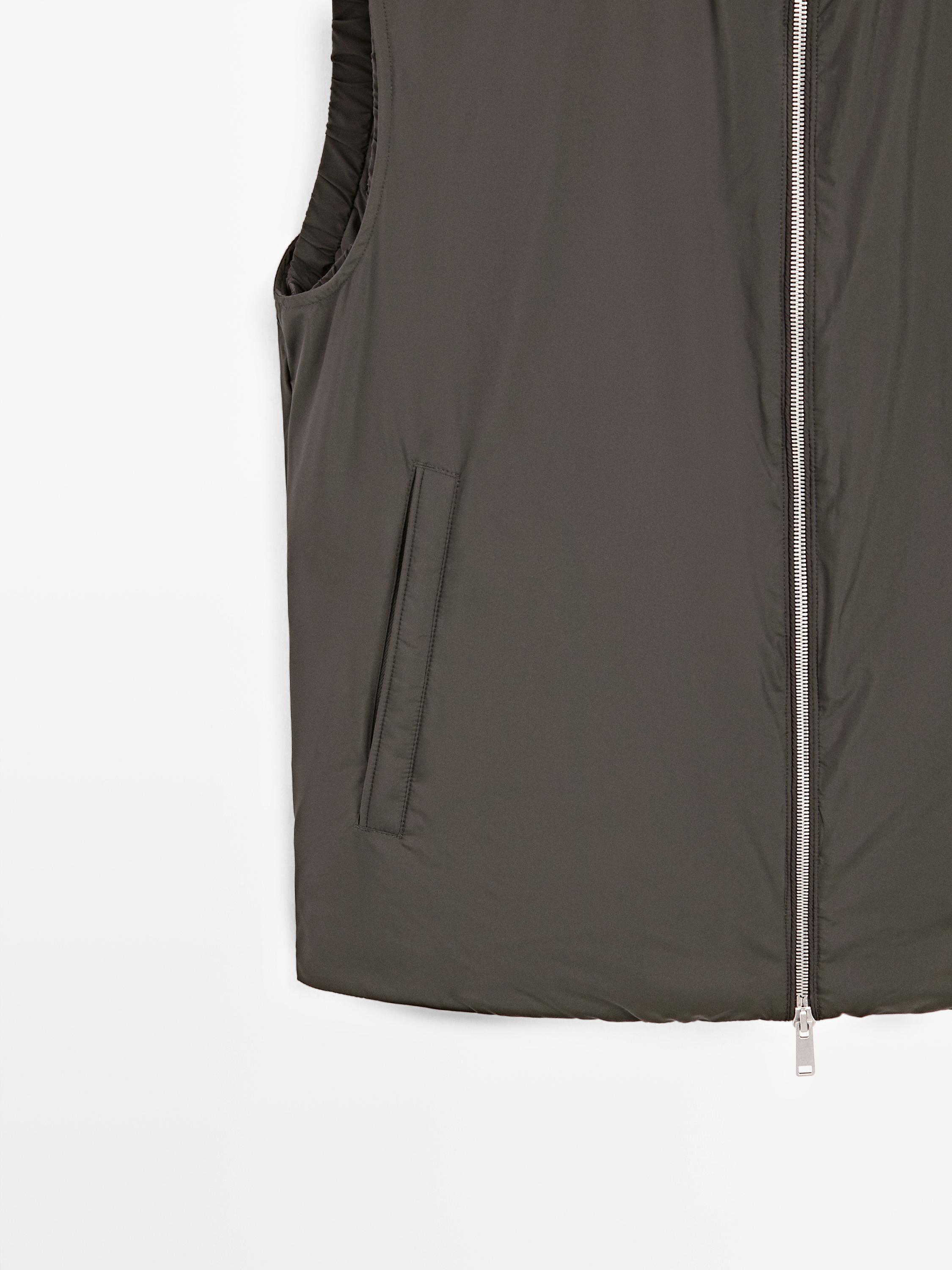 Water-repellent extra lightweight puffer gilet — Chocolate