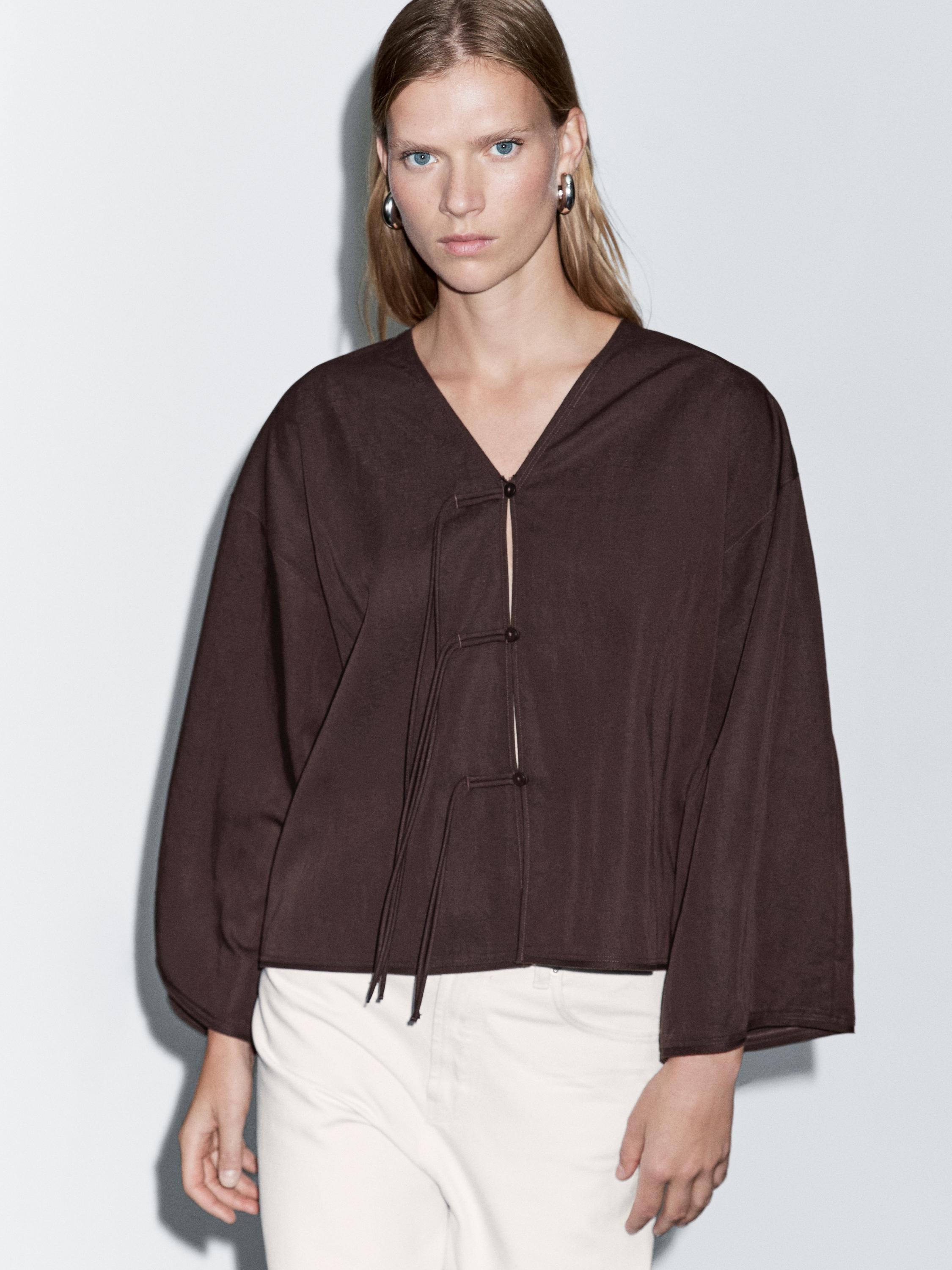 Cropped shirt with drawstring detail