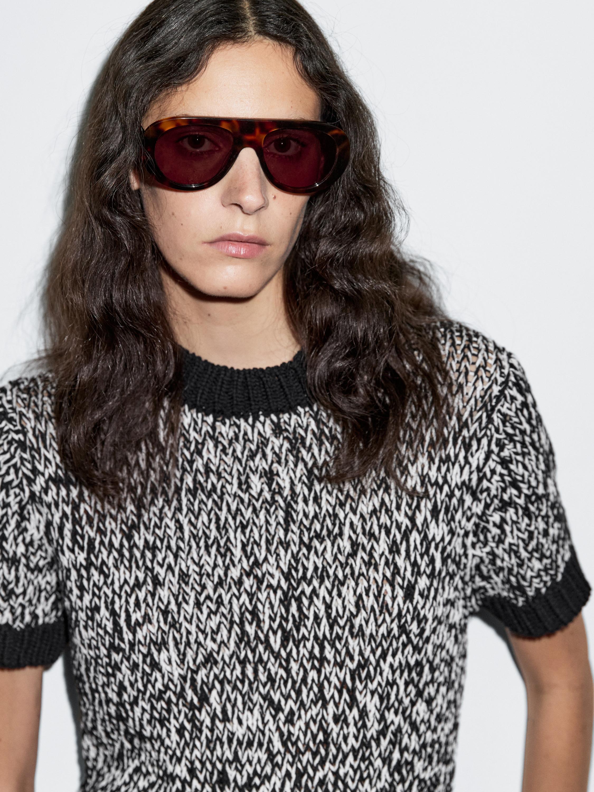 Pull en maille manches courtes