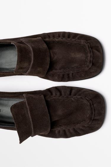 Shirred split suede leather loafer — BROWN 5