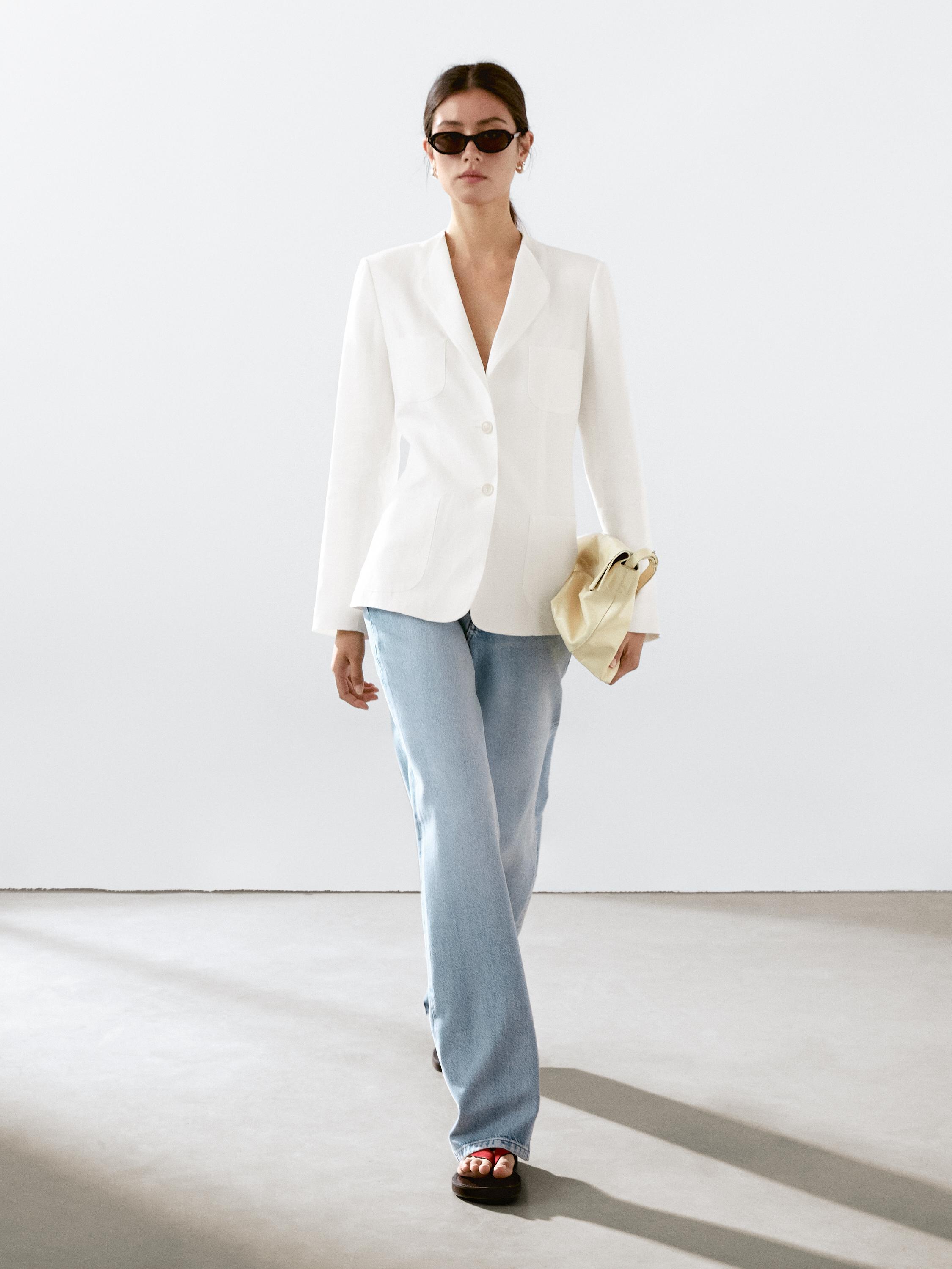 100% linen blazer with lapel detail