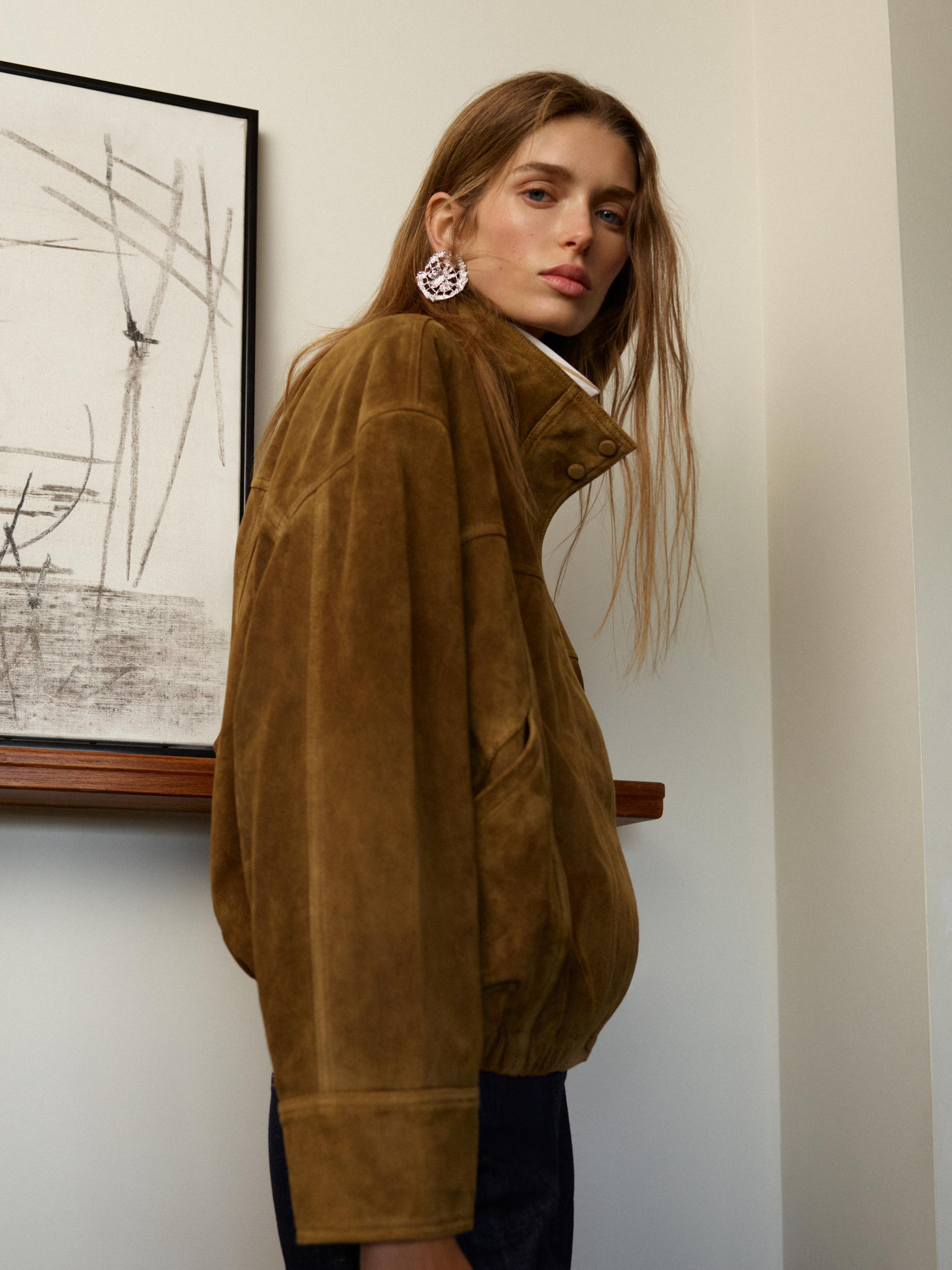 Short suede leather bomber jacket — CAMEL