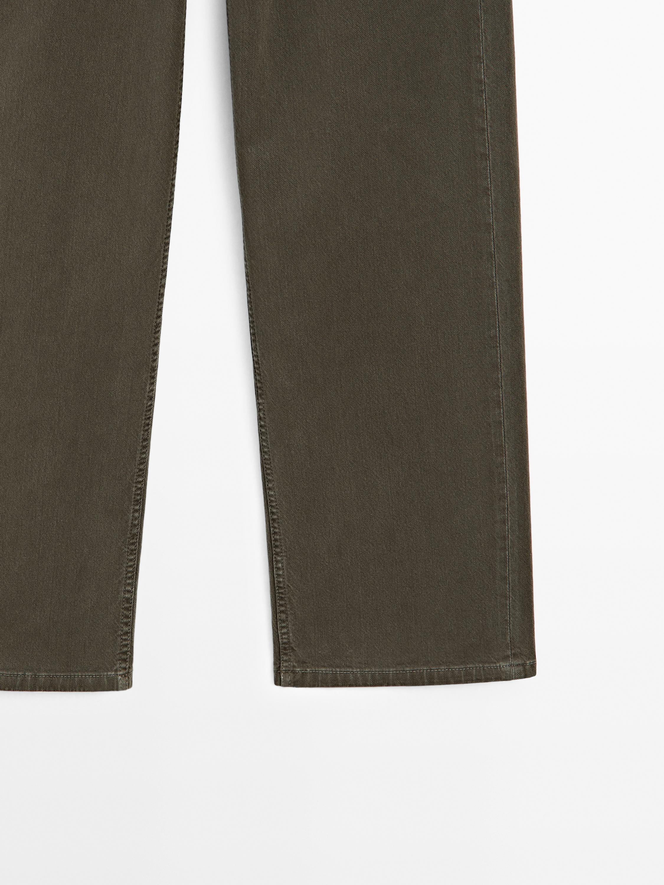 Mid-rise straight-leg jeans