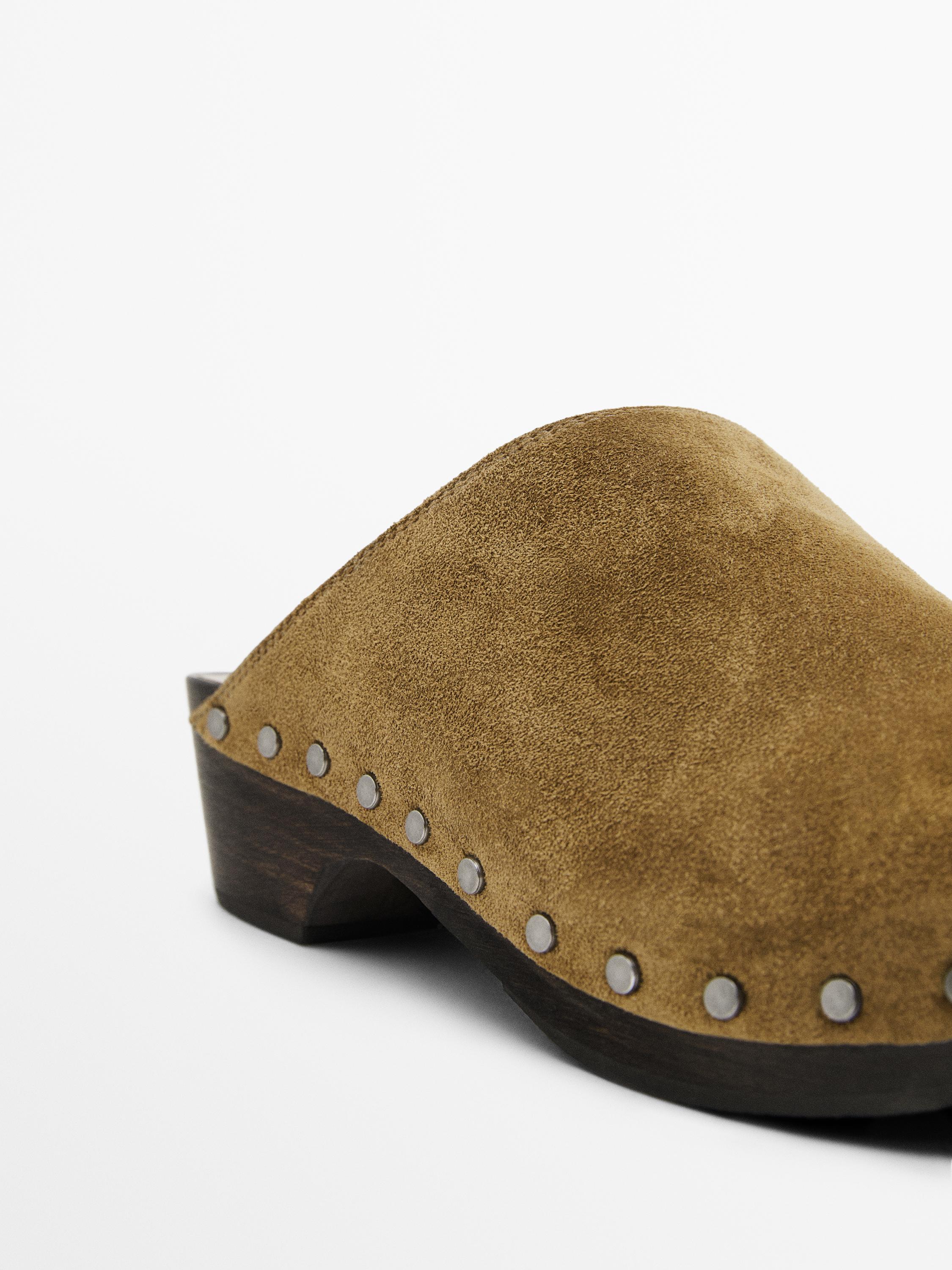 Pantofle ze štípaného semiše