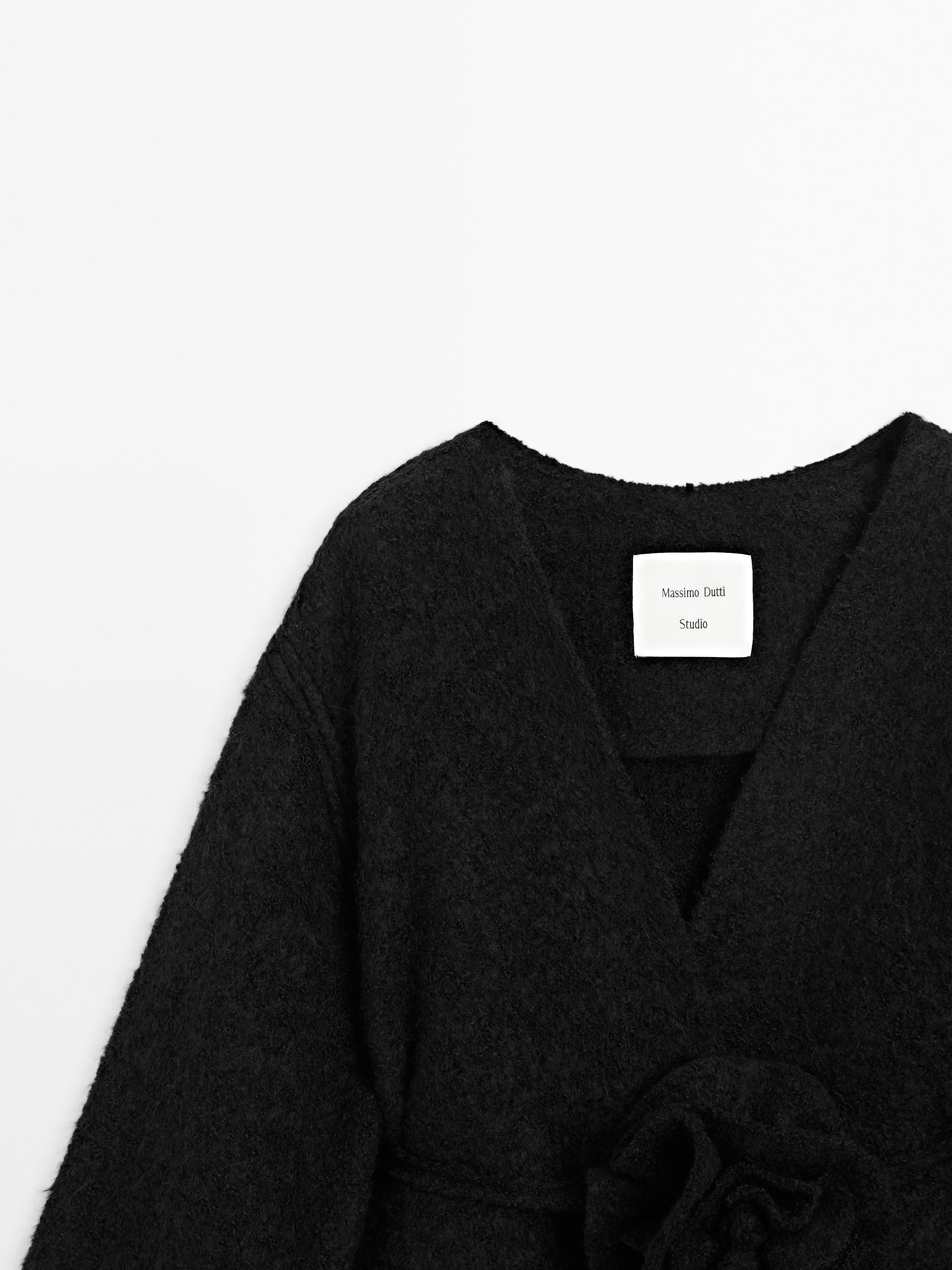 Alpaca blend coat with flower tie - Studio