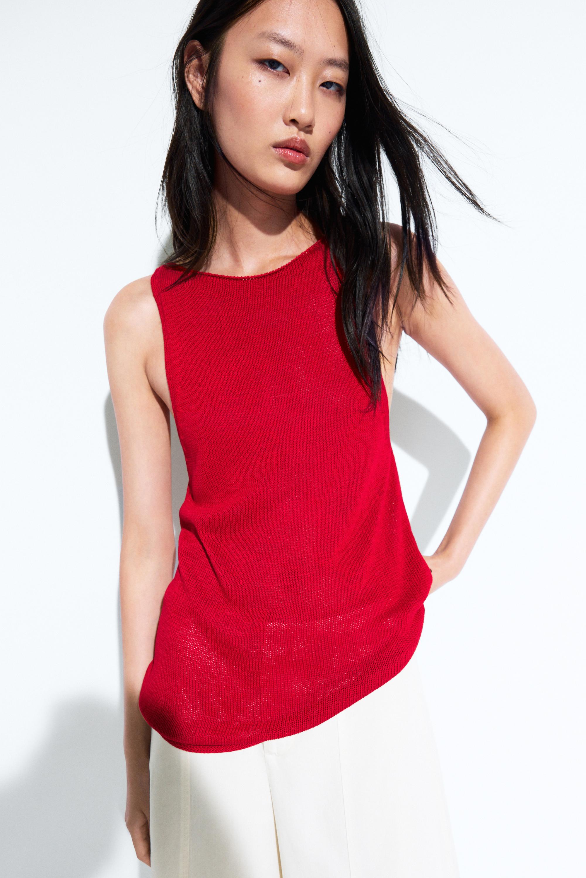 Fine-knit halter top — RED