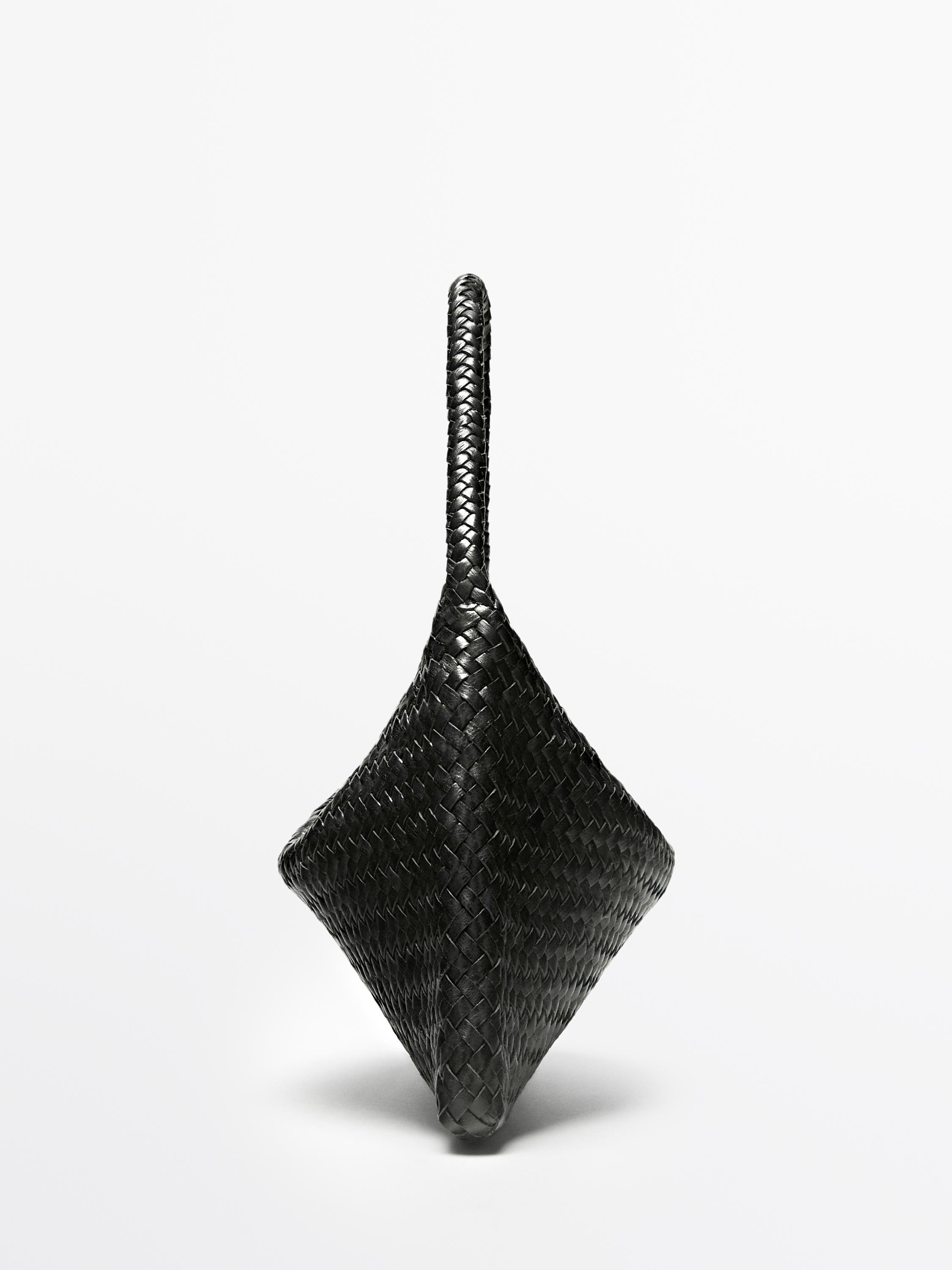 Petit sac porté épaule en cuir tressé