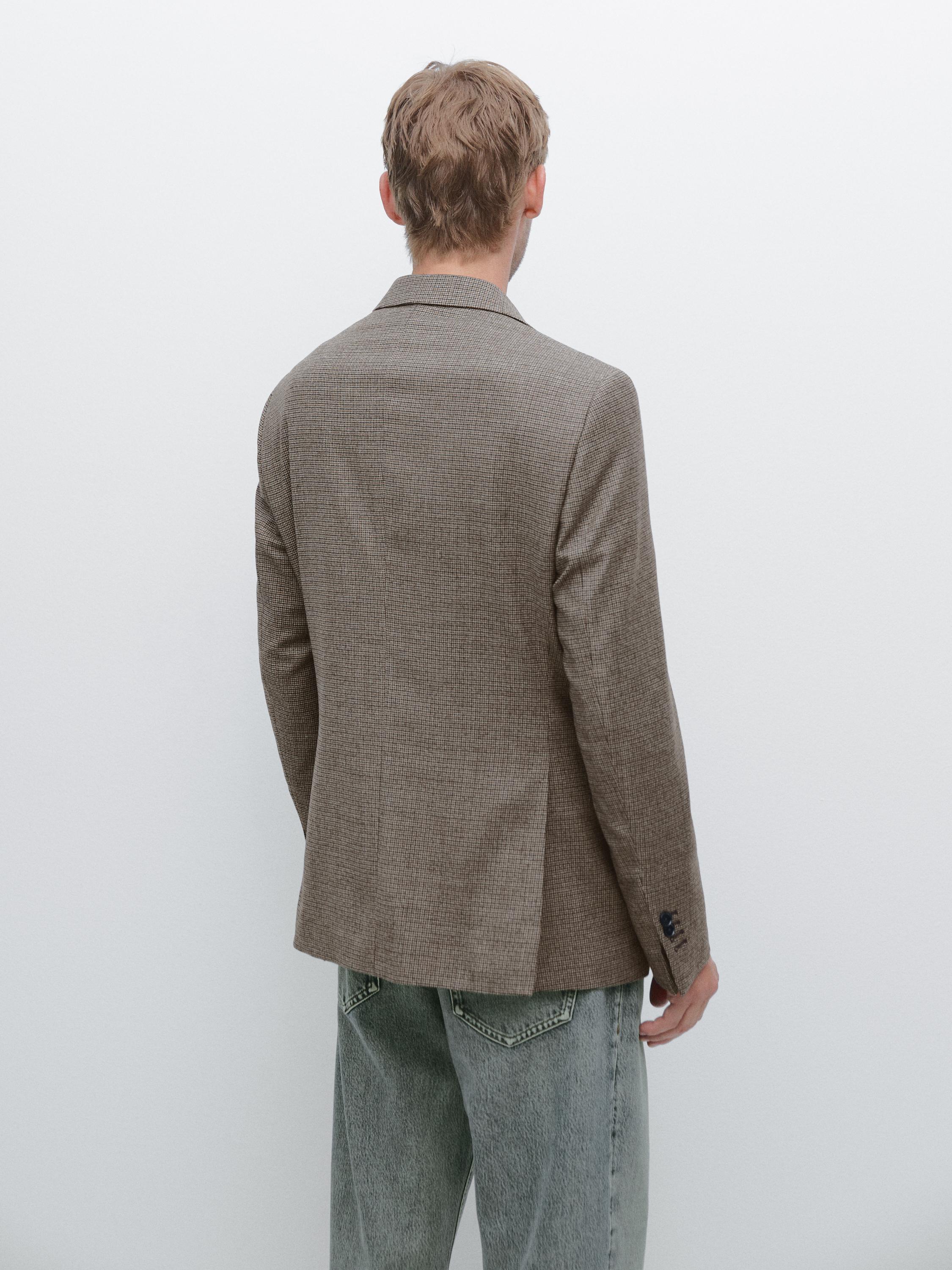 بليزر بنقشة هاوندستوث