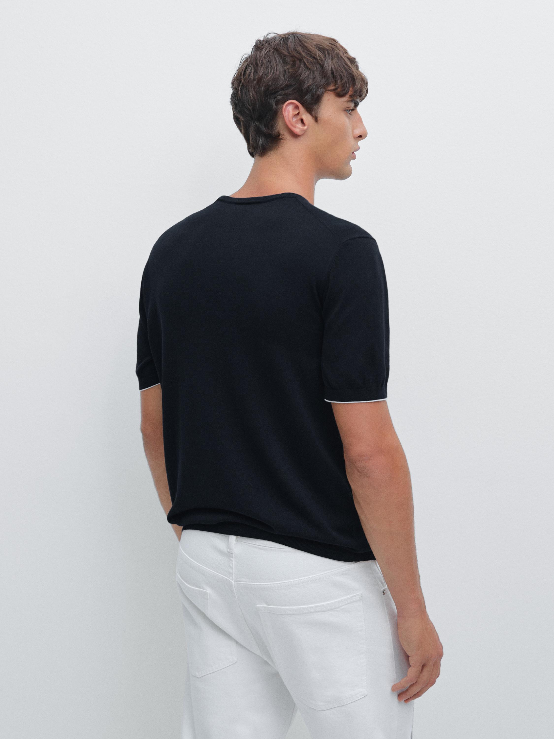 Short sleeve knit T-shirt with colour detail