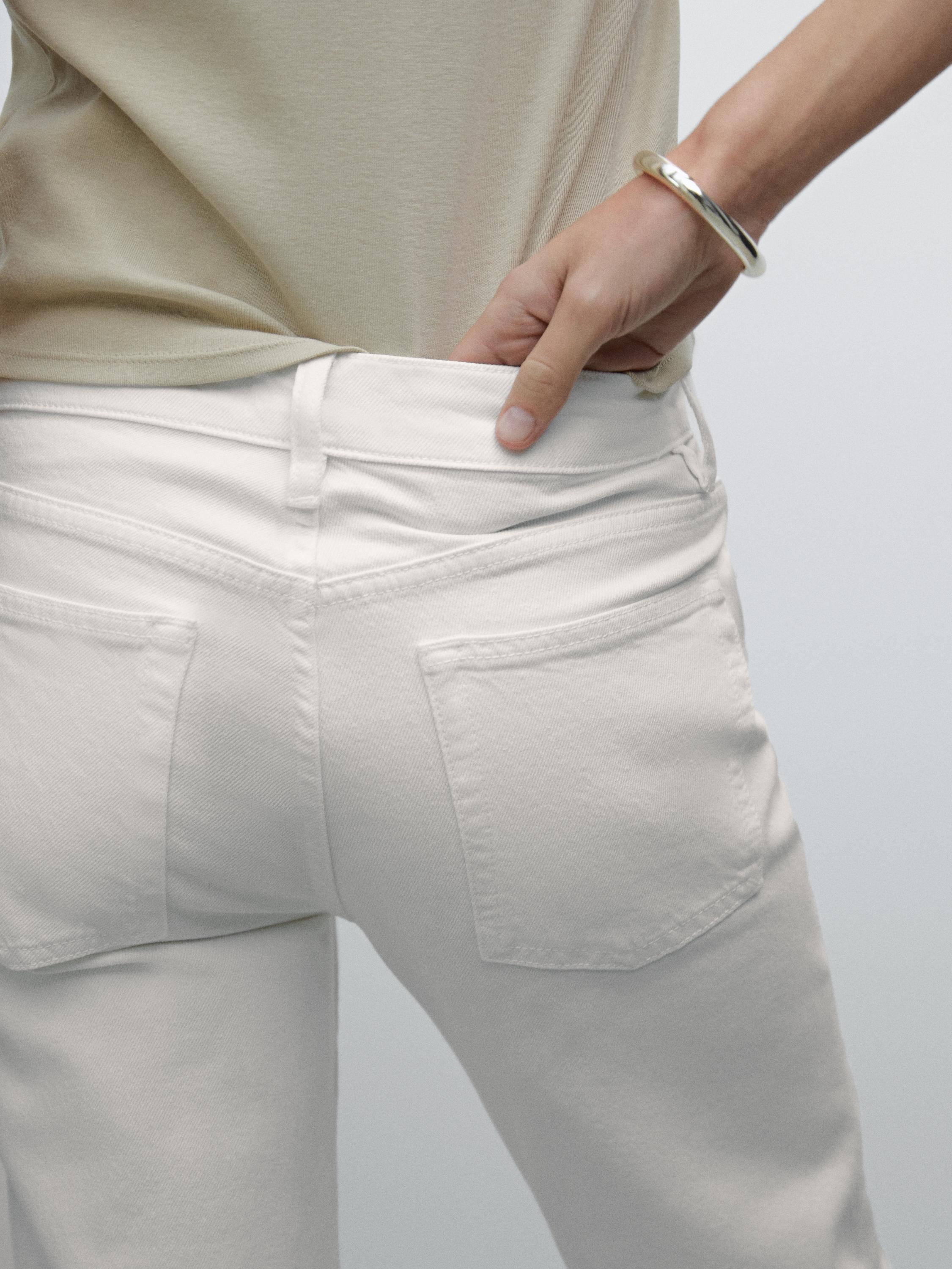 Low-rise straight-leg jeans