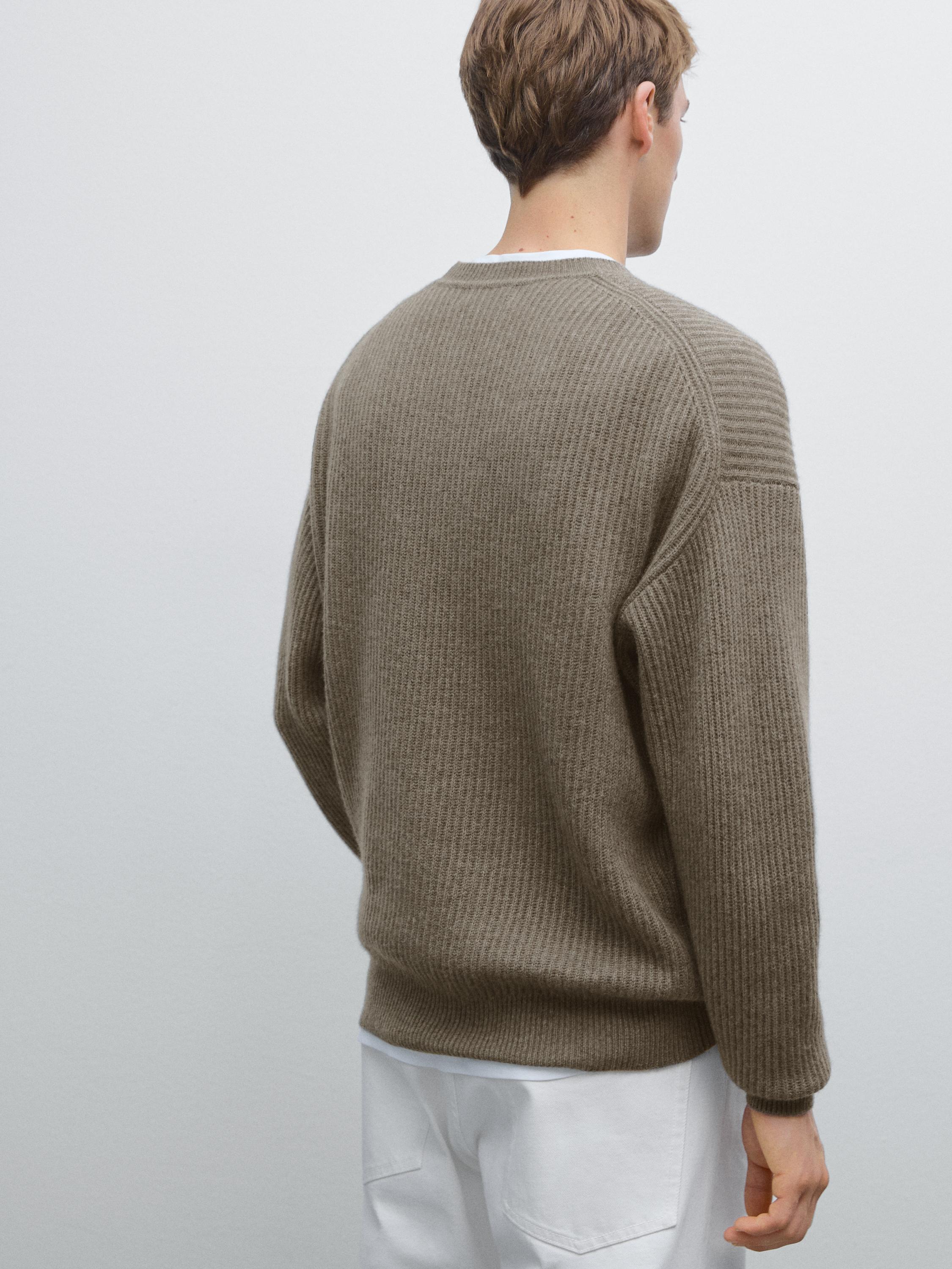 100% cashmere ribbed knit sweater