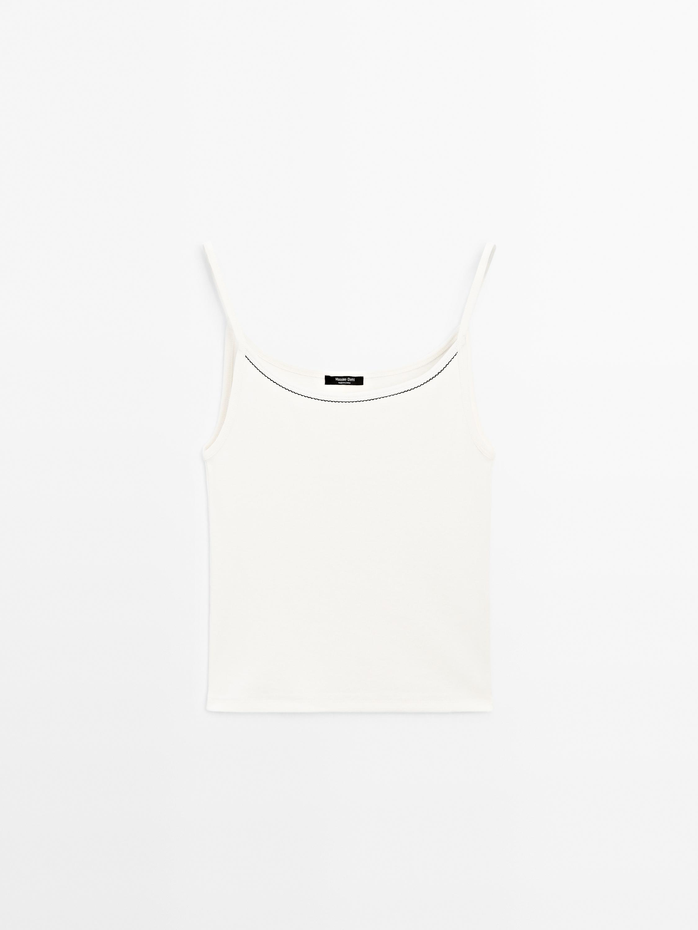 Top en maille à bretelles et dentelle