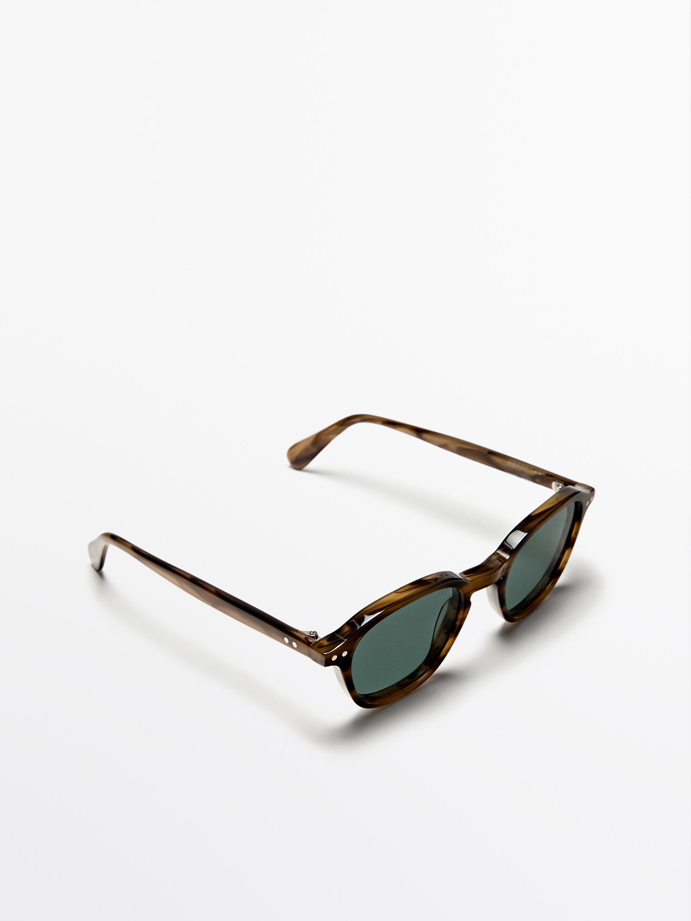 Round sunglasses — EMERALD