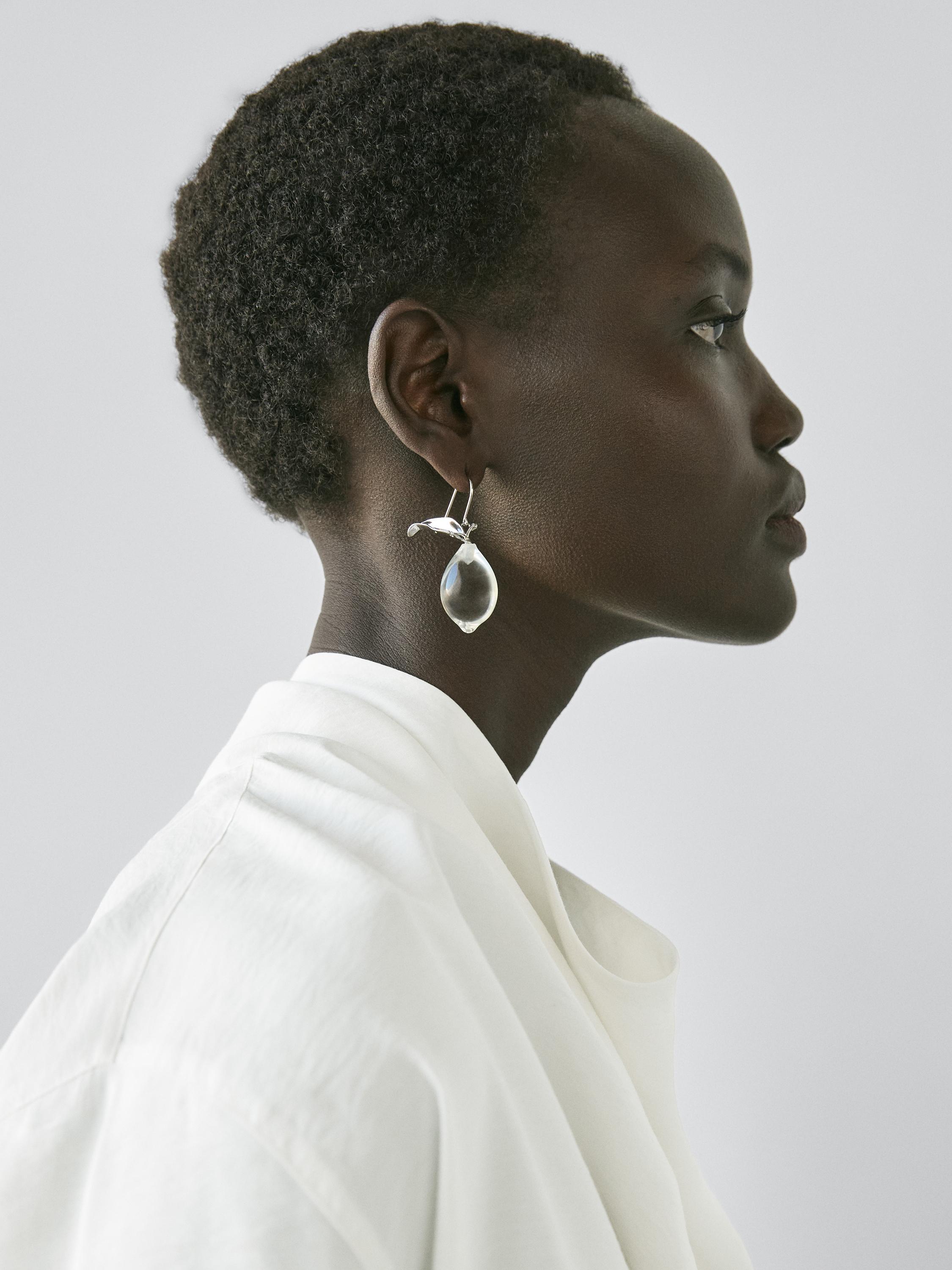 Скляні сережки у формі краплі бурштинового кольору